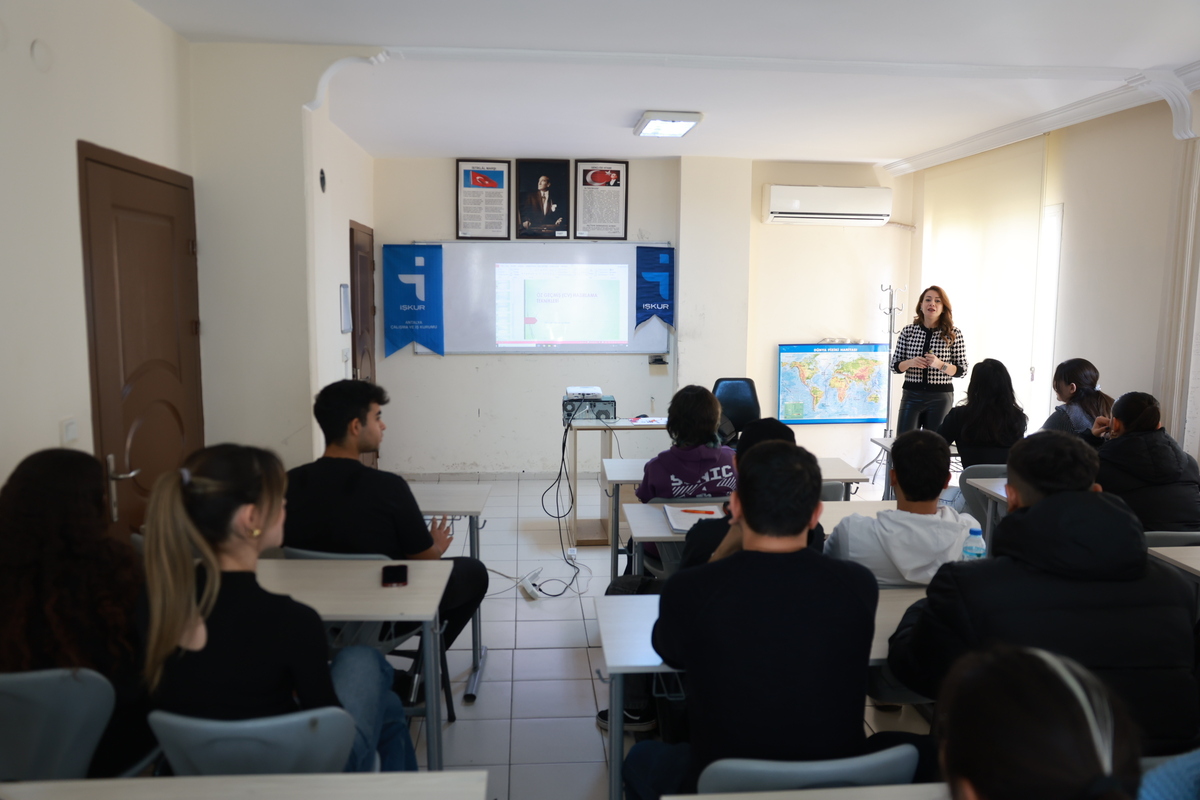 Atabem'den Üniversite Adaylarına Hem Akademik Hem Kariyer Desteği (3)