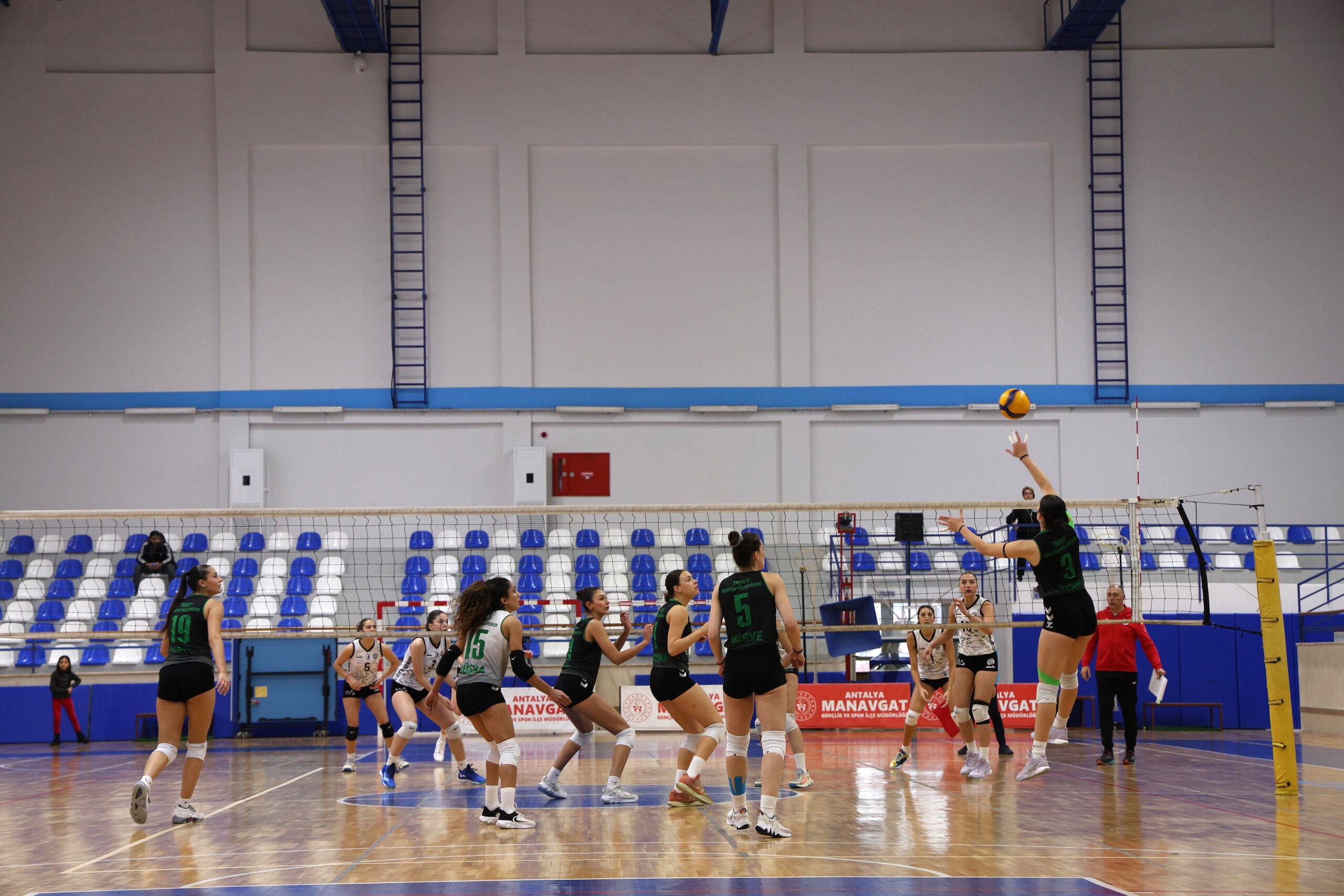 Manavgat Voleybol (4)