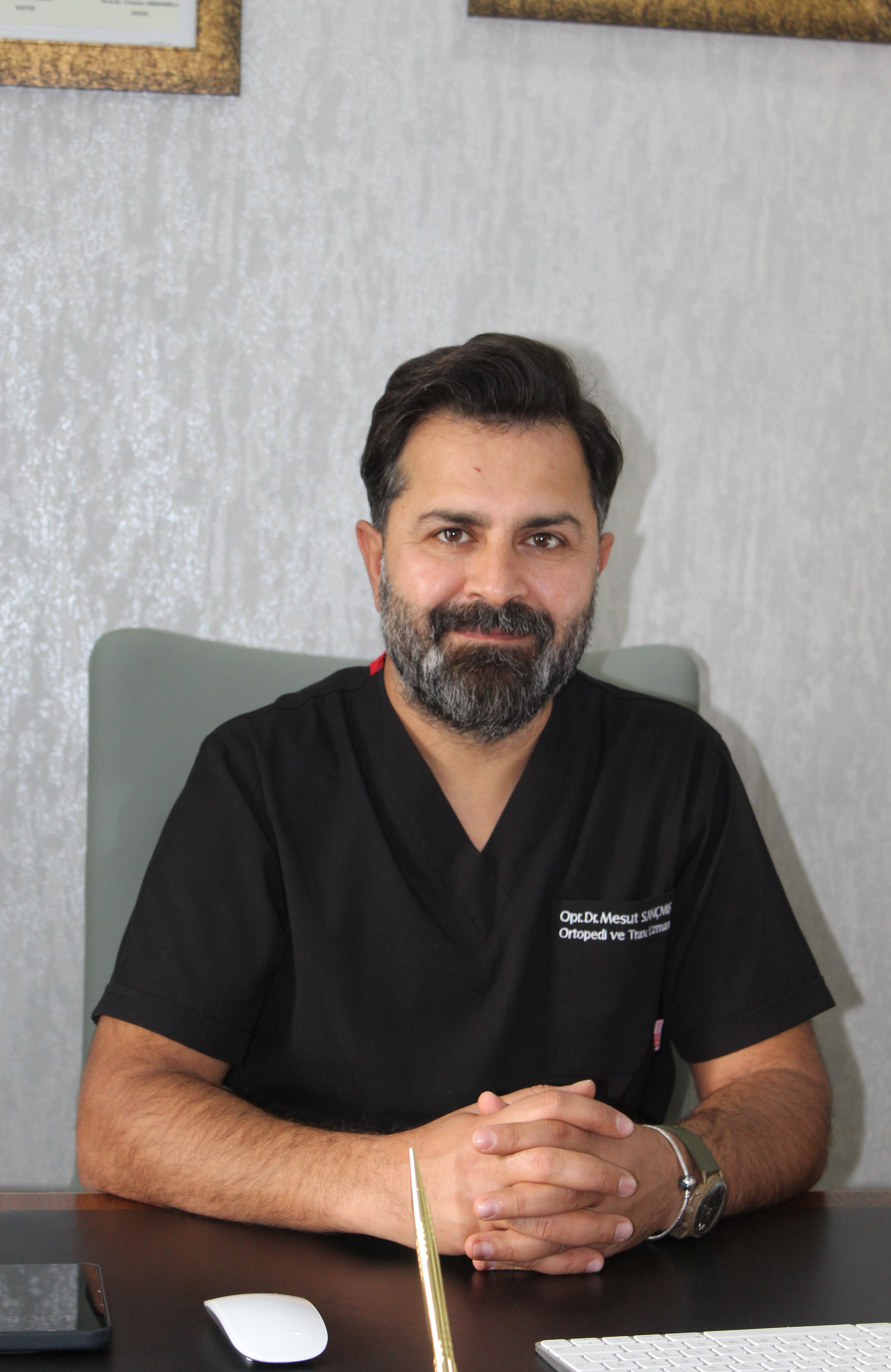 Op. Dr. Mesut Sançmış-2