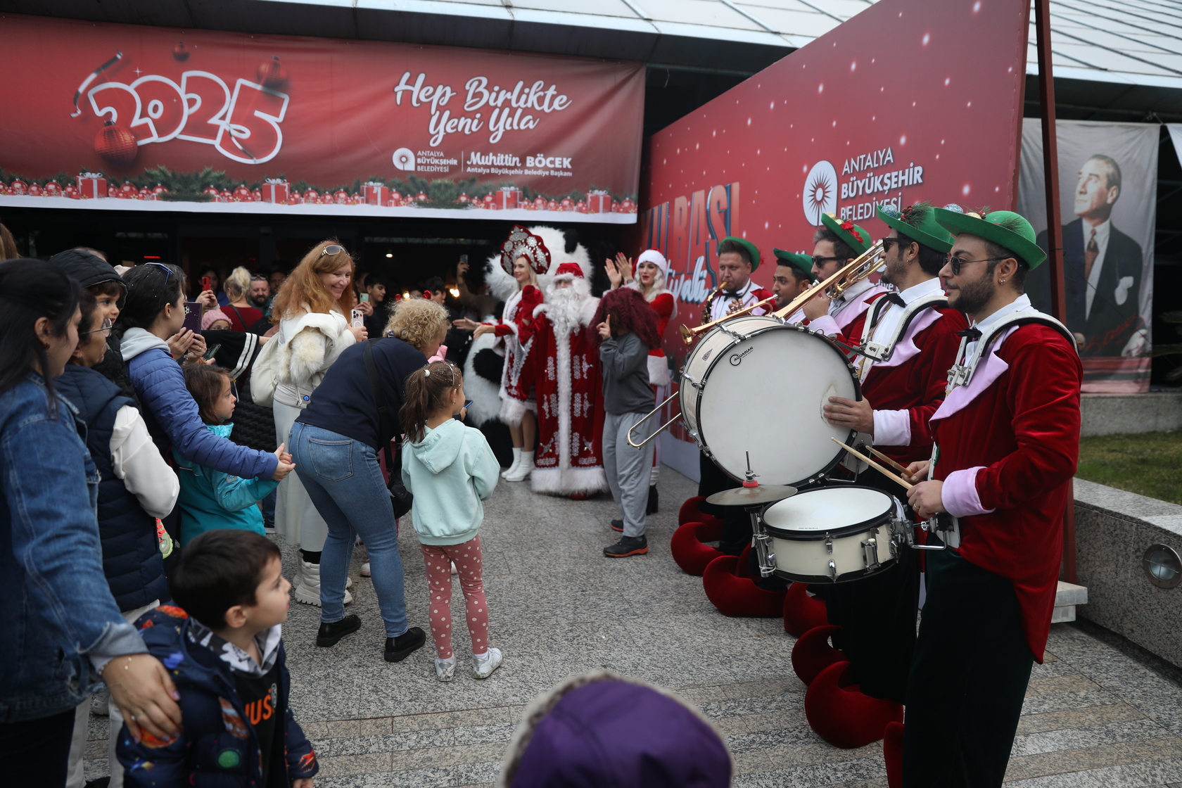 Yılbaşı Festivali’ne Yoğun Ilgi (15)