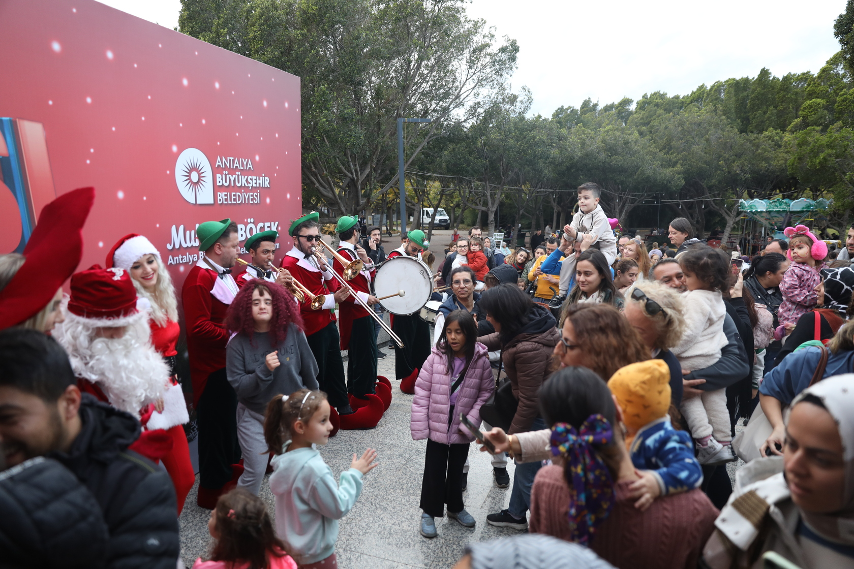 Yılbaşı Festivali’ne Yoğun Ilgi (17)