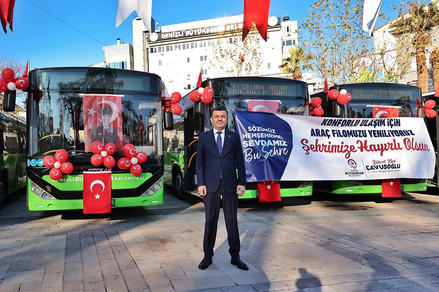 200 Milyonluk Yeni Araçları Tanıtan Başkan Çavuşoğlu'ndan Denizli'ye Raylı Sistem Müjdesi (1)