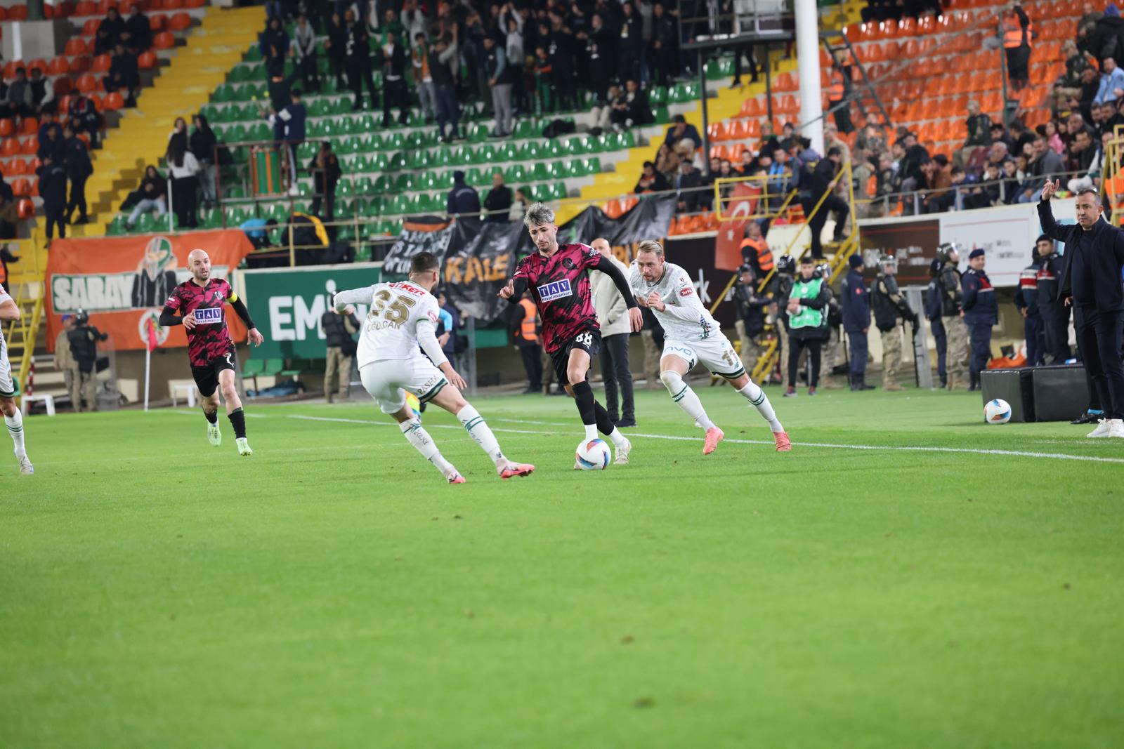 Alanyaspor (1)-12