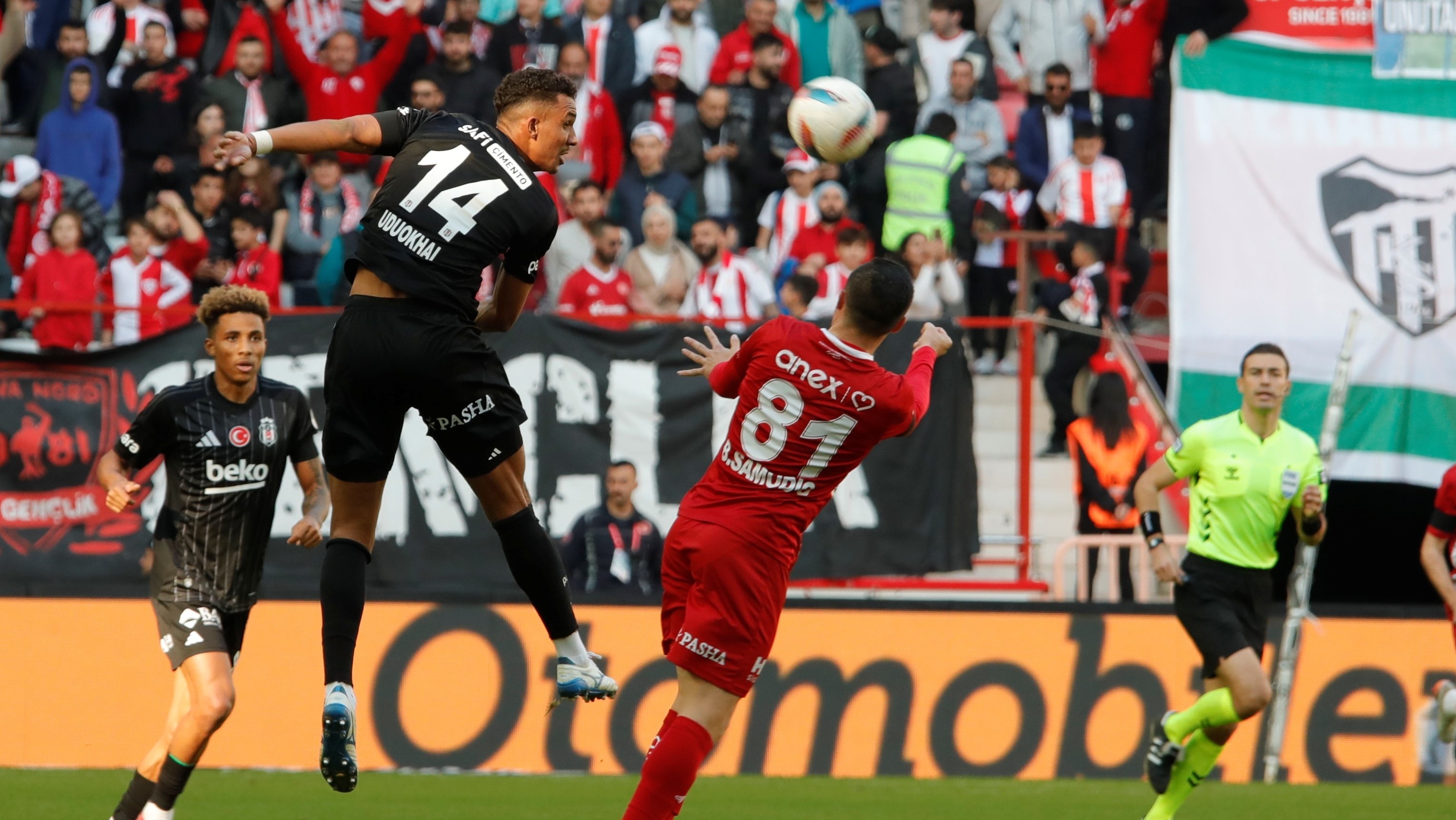 Antalyaspor Ile Besiktas Kapisti