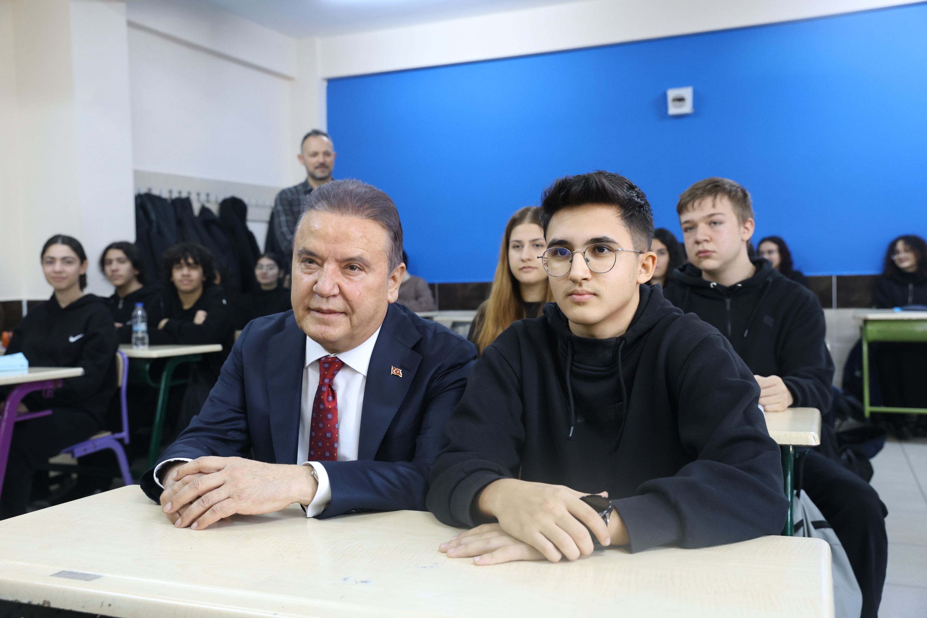 Başkan Böcek Ilk Ziyaret Mmb Anadolu Lisesi (20)