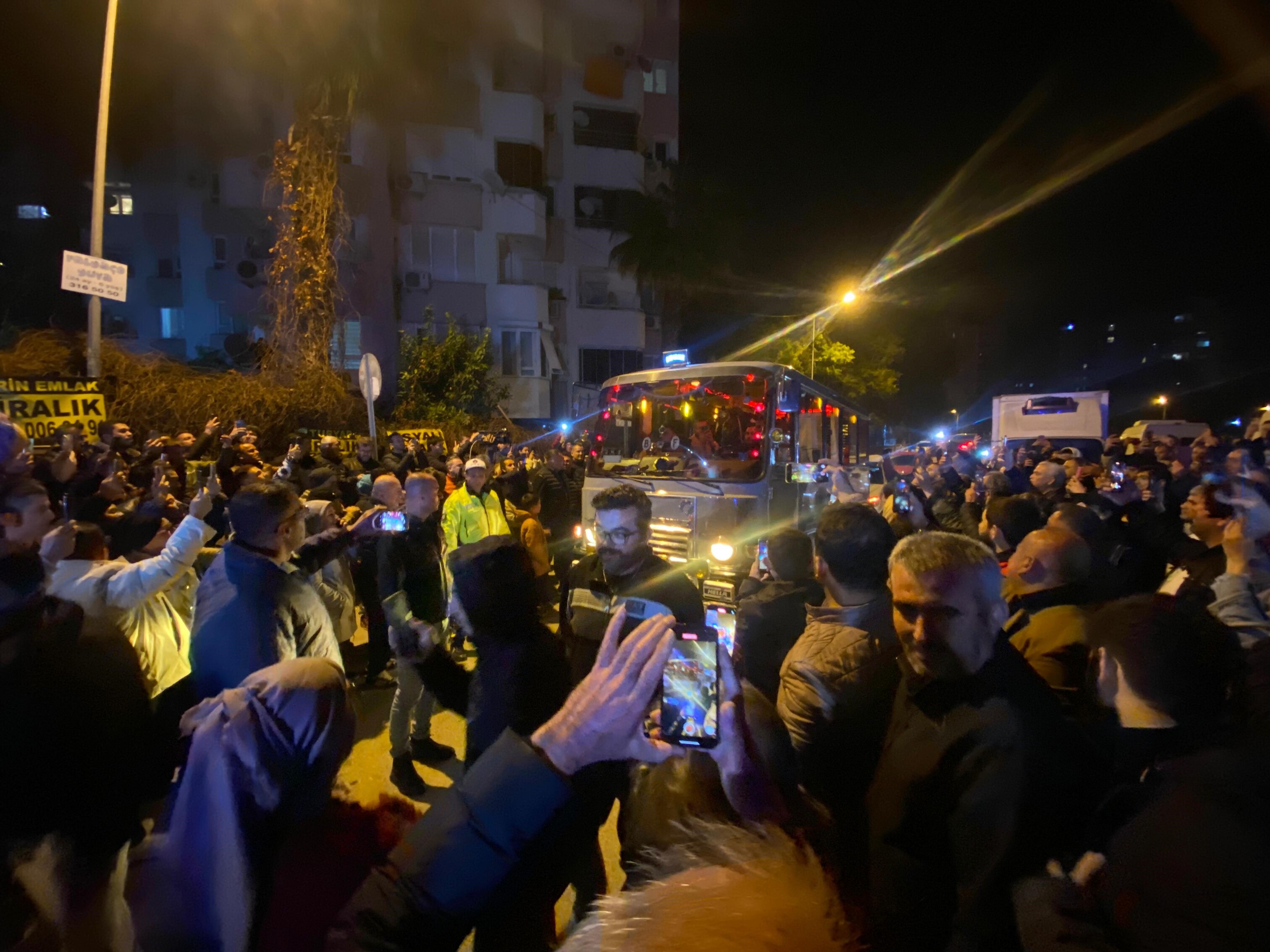 Ferdi Tayfur, Şarkılarıyla Uğurlandı (6)