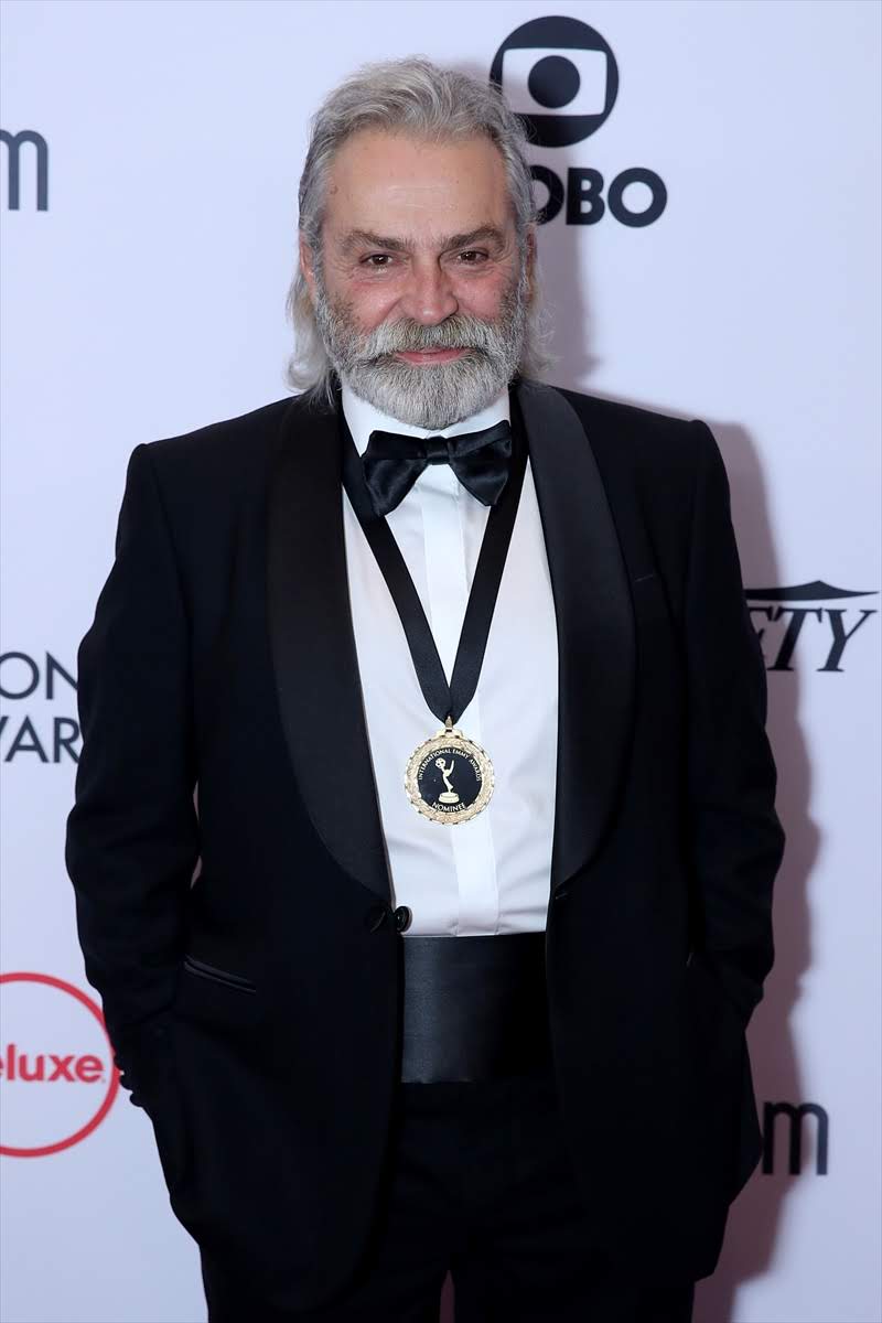 Haluk Bilginer Emmy Odulleri 3