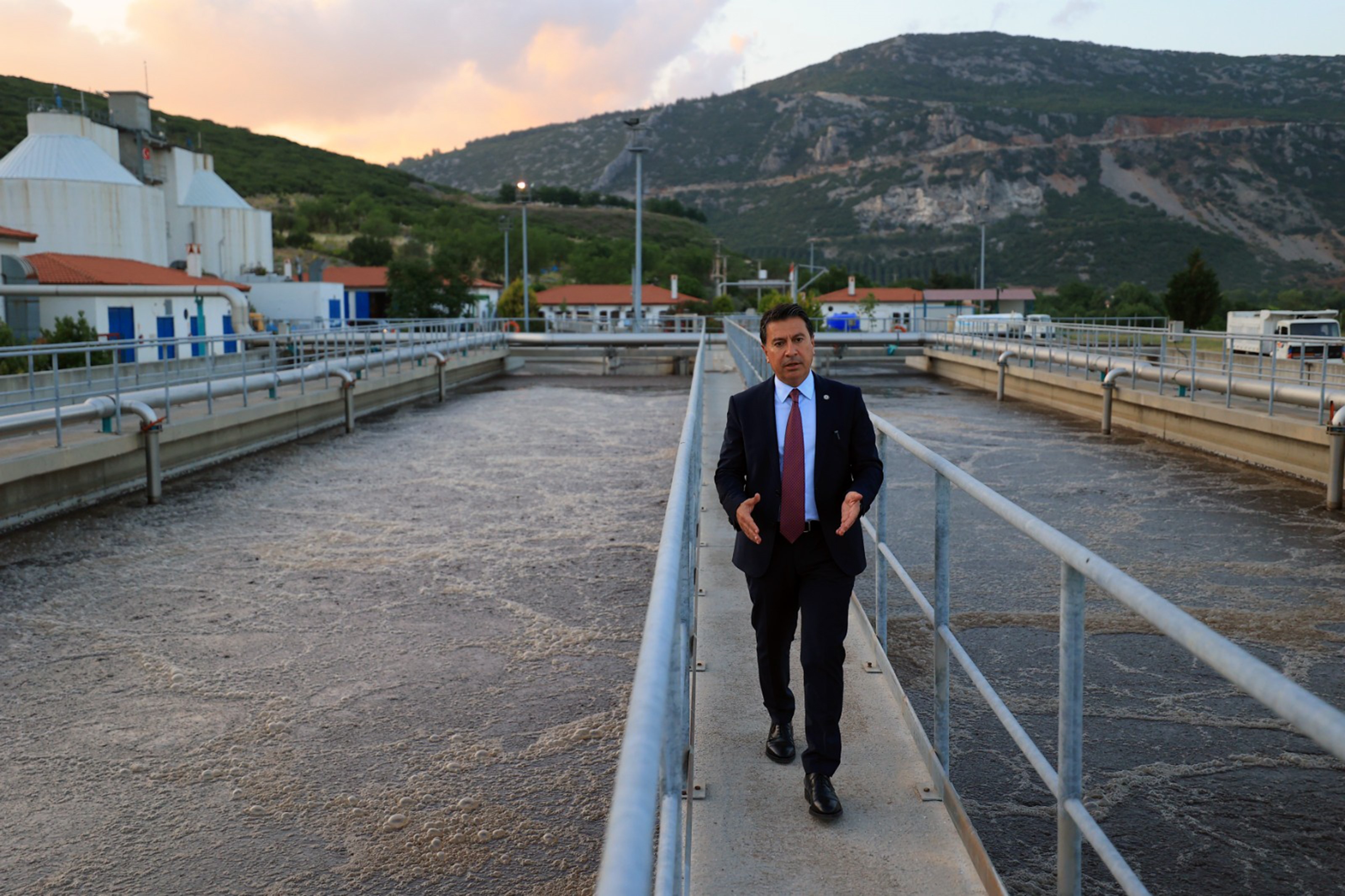 Muski̇ Çamurdan Elde Ettiği Gübreyi Çiftçiye Dağıtacak (3)