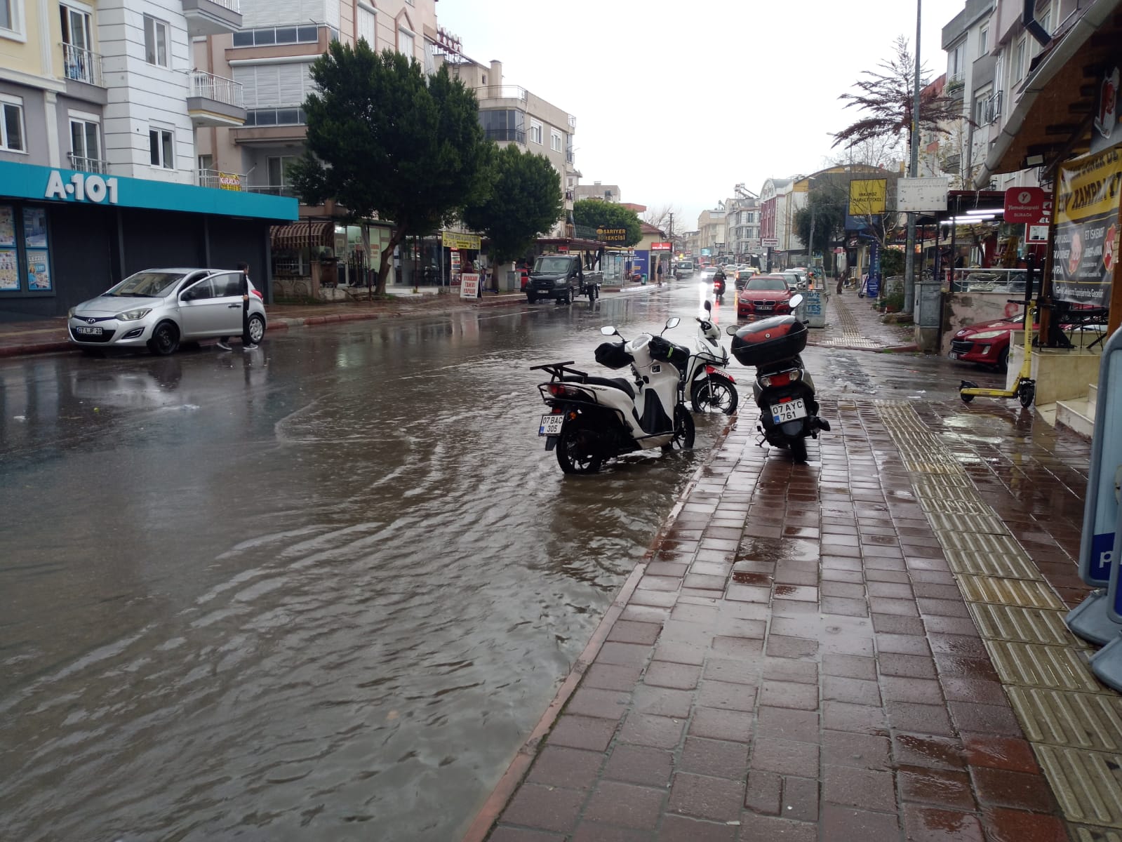 Ulusoy Caddesi (3)