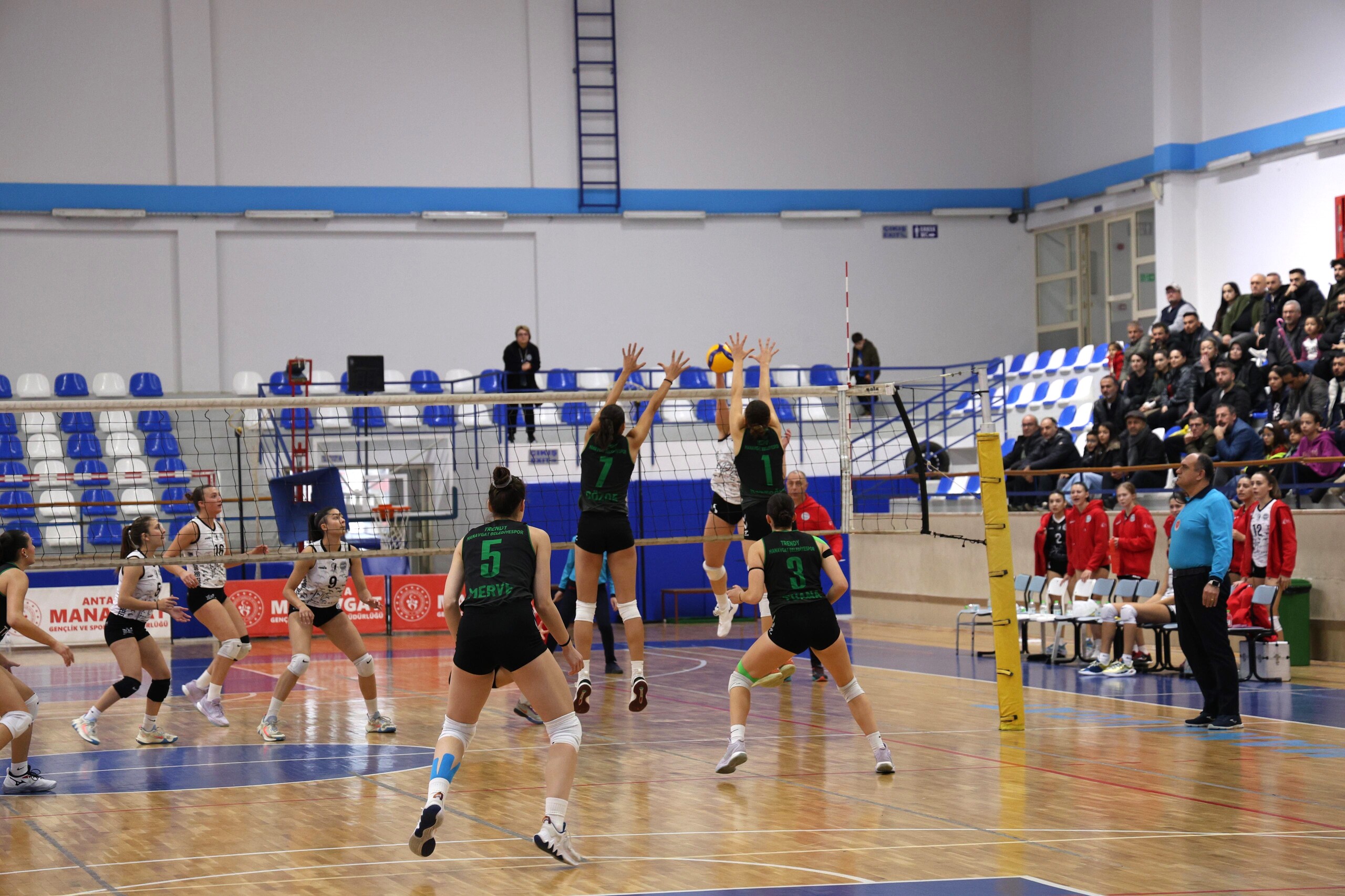 Voleybol Şöleni (1)