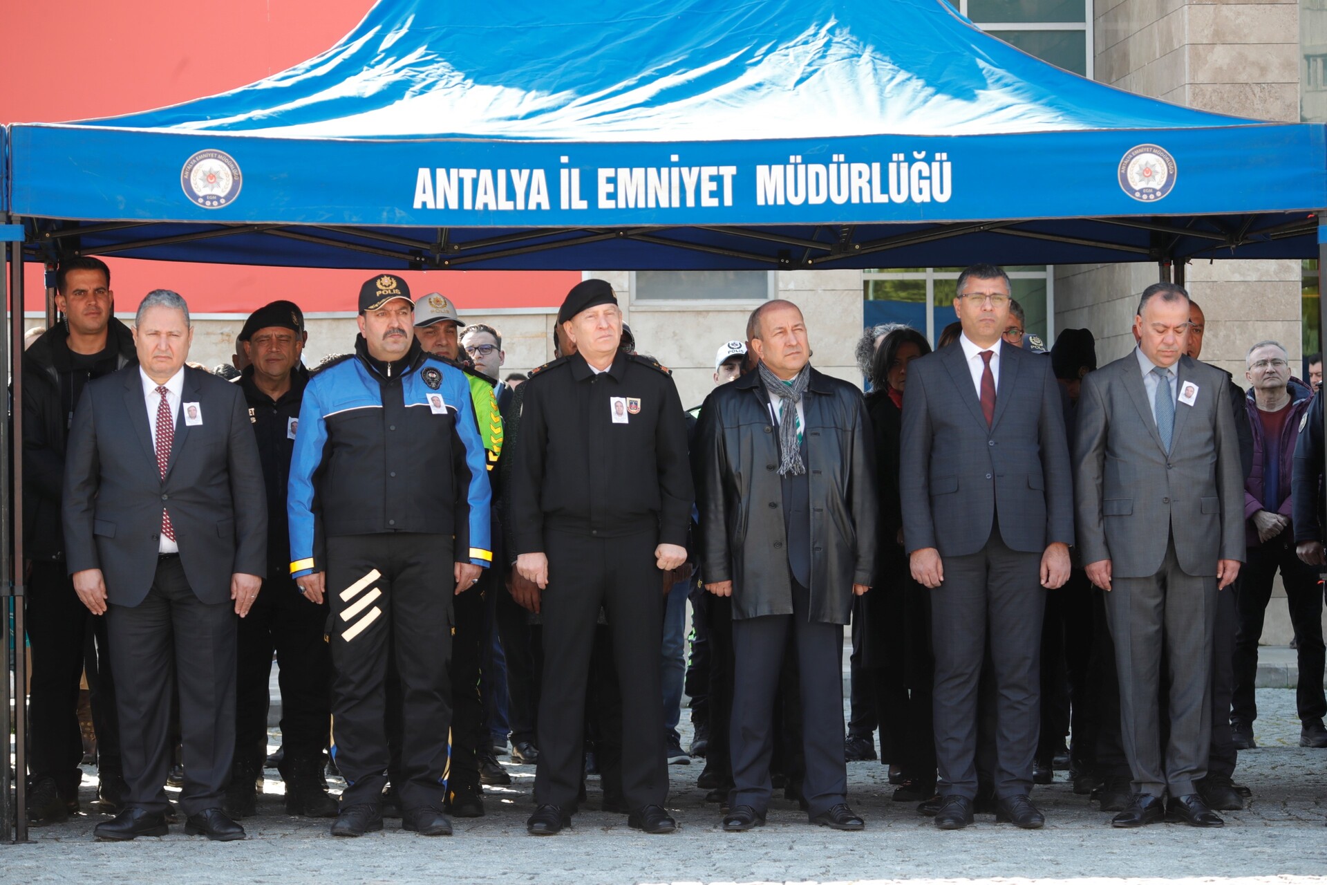 Kalp Krizi Sonucu Hayatını Kaybeden Polis Memuru Son Yolculuğuna Uğurlandı (1)