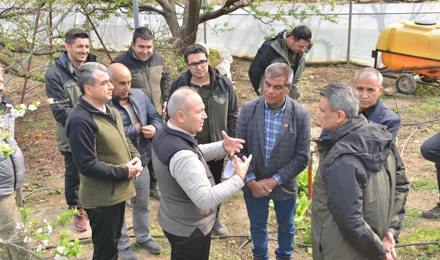 Orköy Desteğinde Üretilen Eriklerin Hasadı Yapıldı (2)