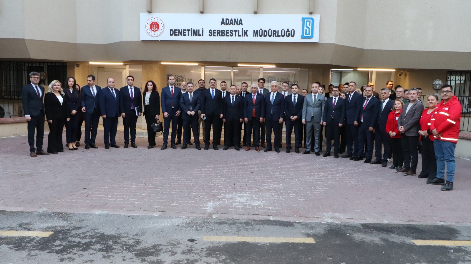 Adana’da Kızılay Destekli Sosyal Market Hizmete Girdi (4)