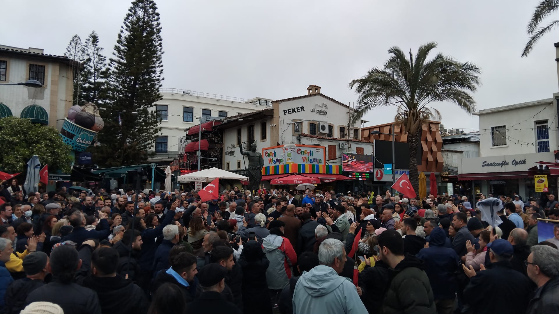 Antalya İbb Başkanı Ekrem İmamoğlu Için Sokağa Döküldü (1)