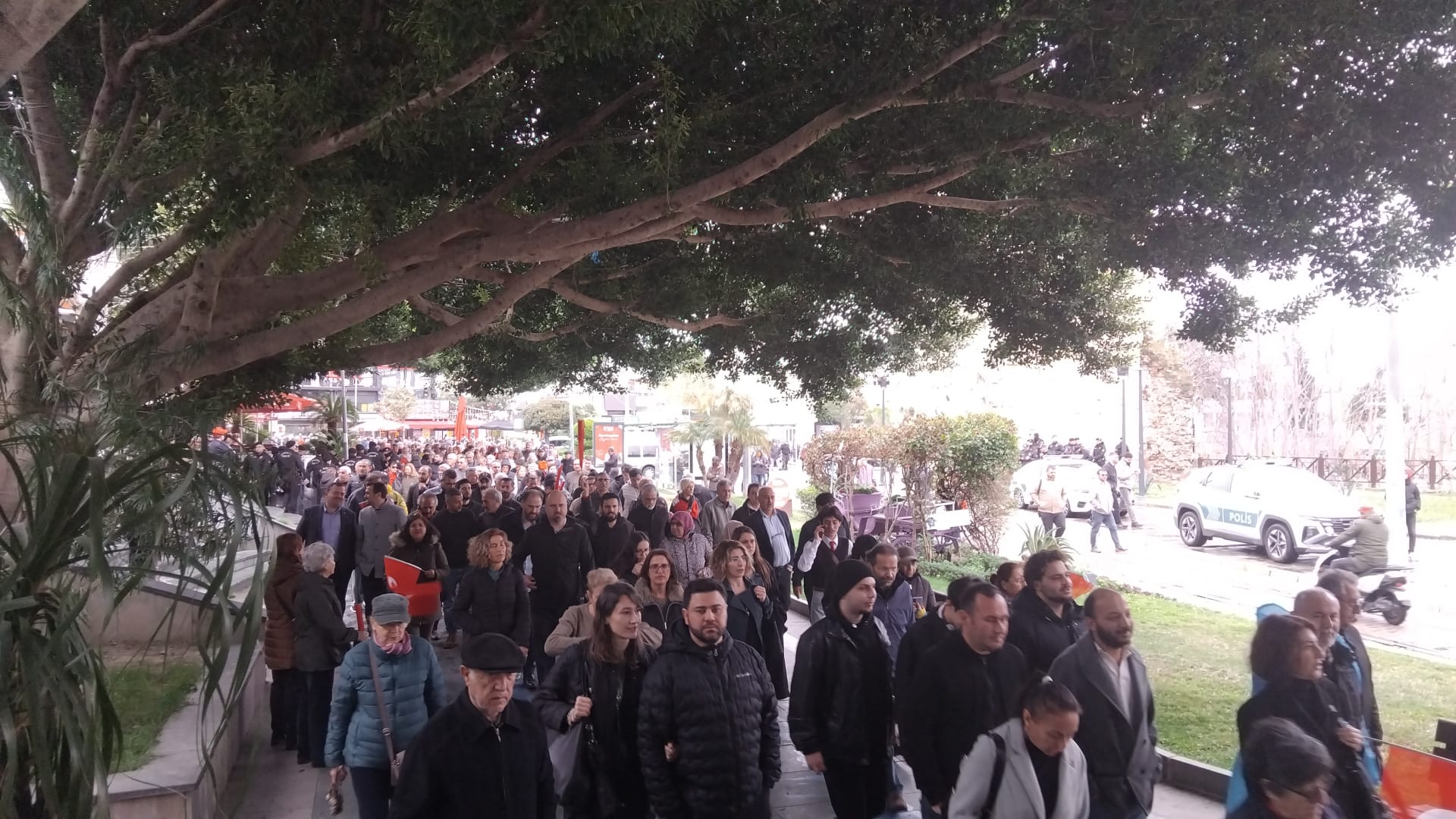 Antalya İbb Başkanı Ekrem İmamoğlu Için Sokağa Döküldü (7)