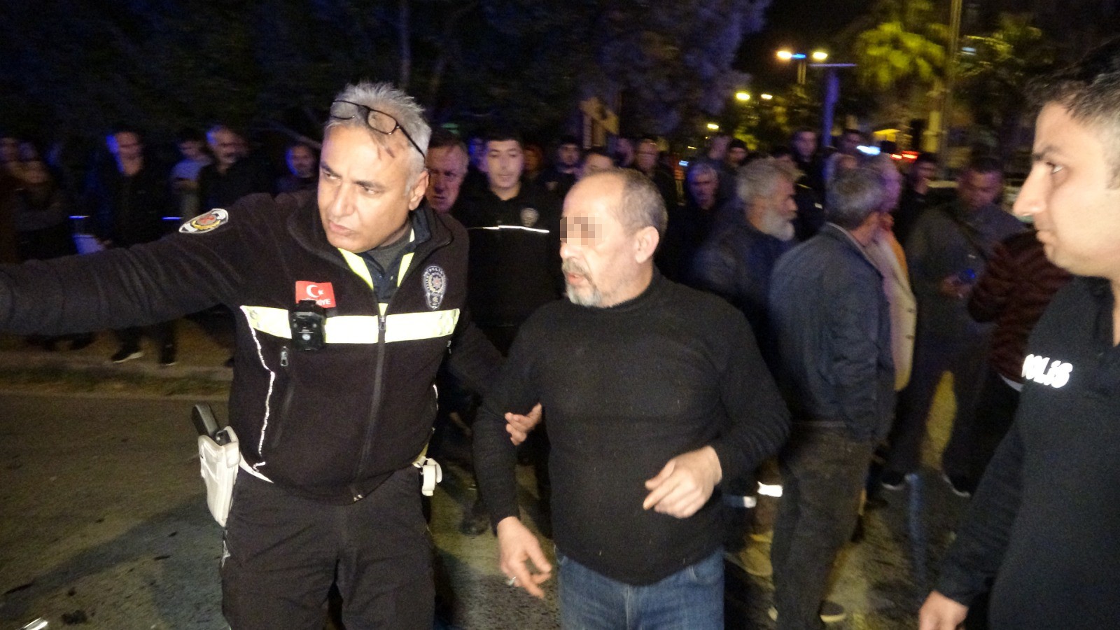 Antalya’da Ehliyetsiz Sürücü Dehşet Saçtı 4 Yaralı (4)