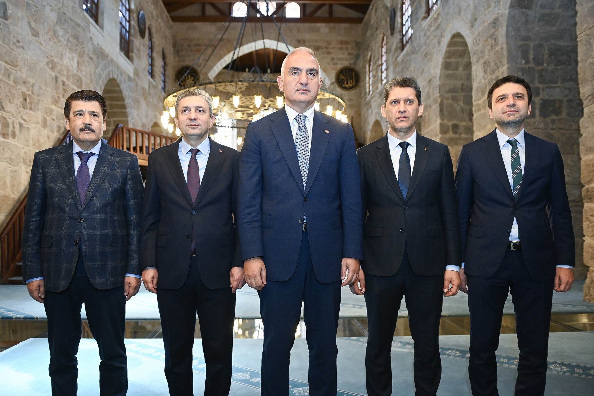 Bin 300 Taş Tek Tek Yerine Monte Edildi Şehzade Korkut Camii Eski Görkeminde (1)