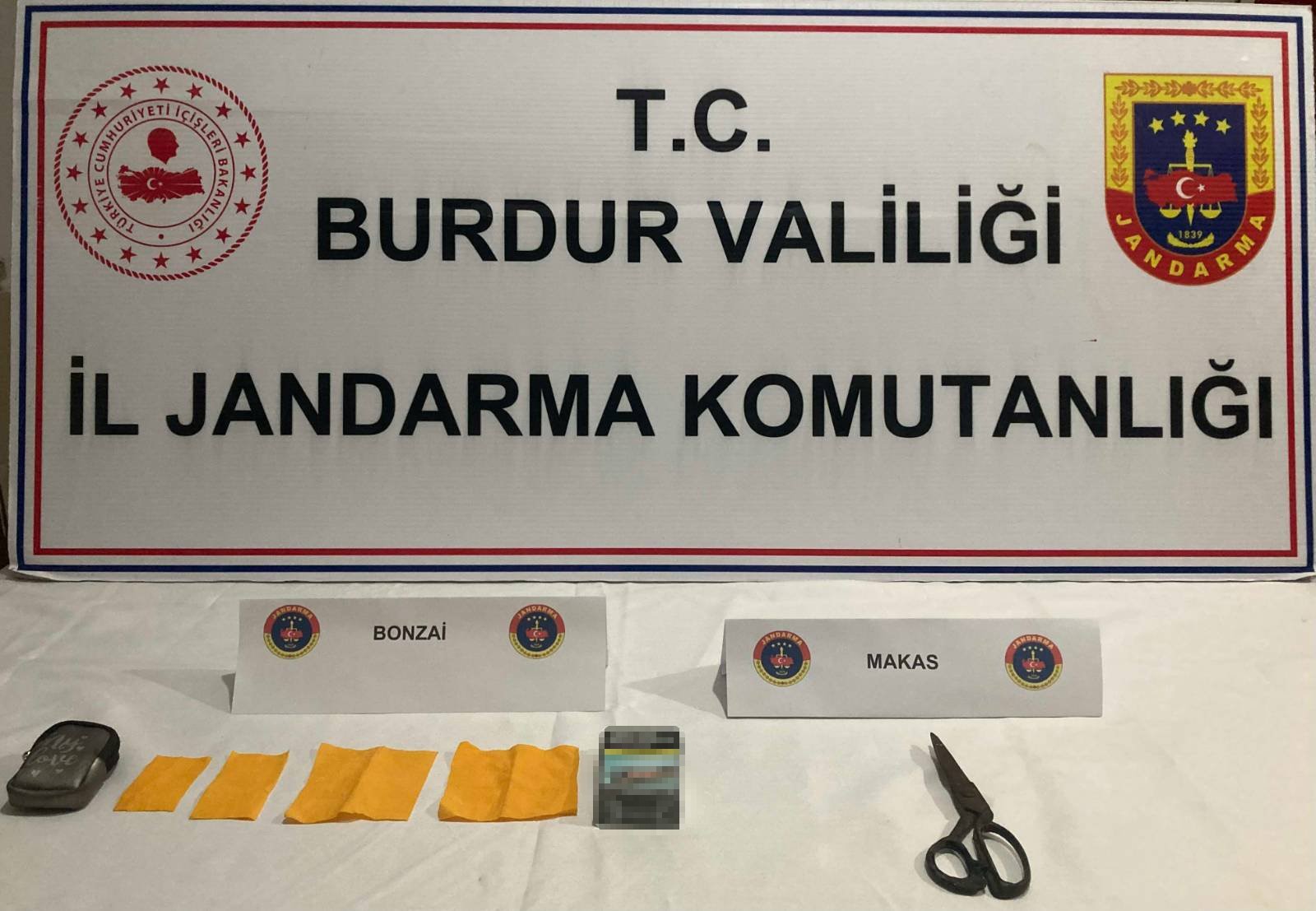 Burdur'da Narkotik Ve Kaçakçılık Operasyonuna 2 Tutuklama (4)