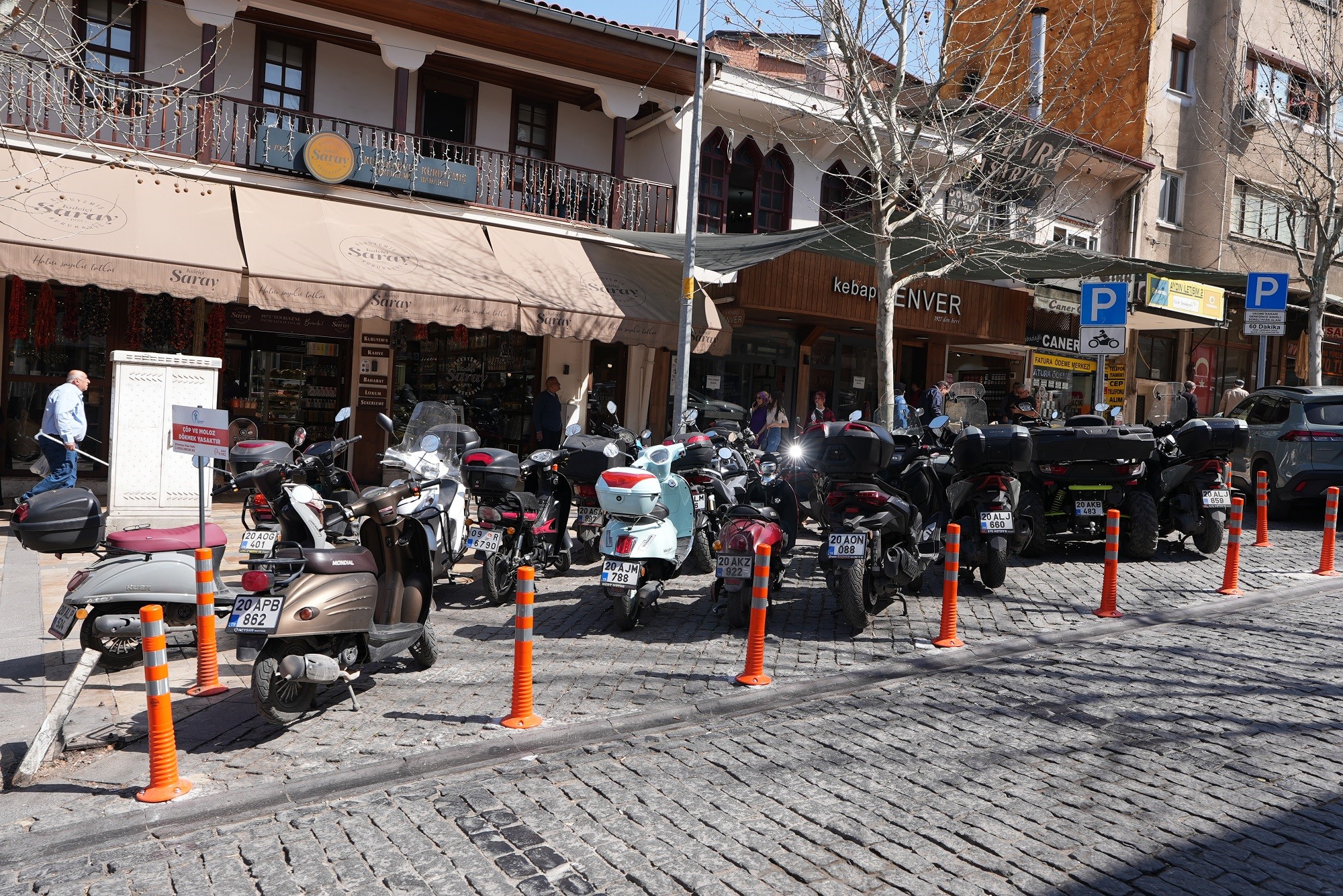 Denizli Büyükşehirden Motosiklet Kullanıcılarına Özel Otopark (1)