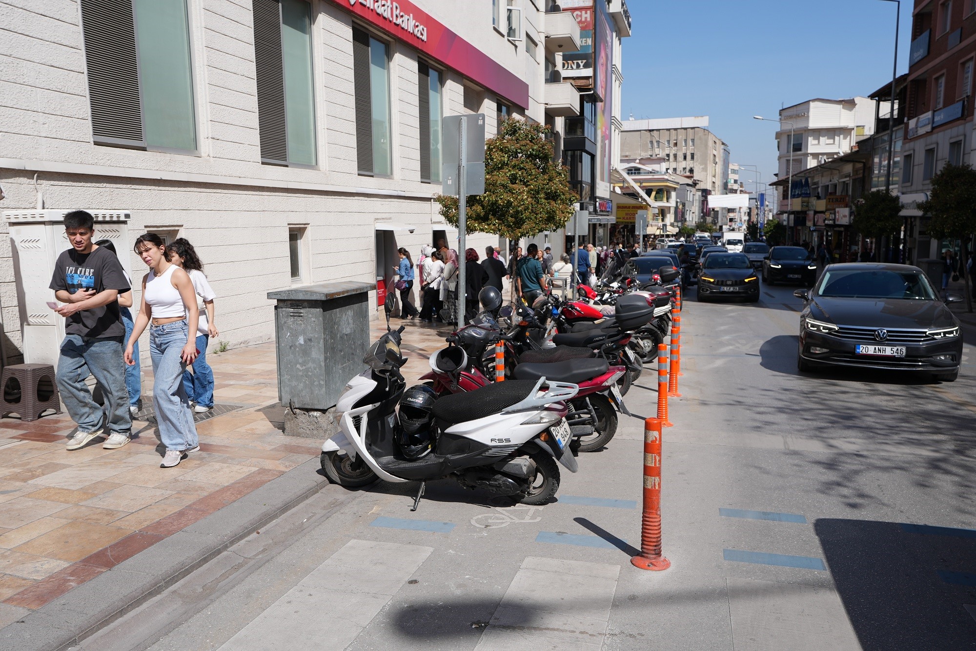 Denizli Büyükşehirden Motosiklet Kullanıcılarına Özel Otopark (3)