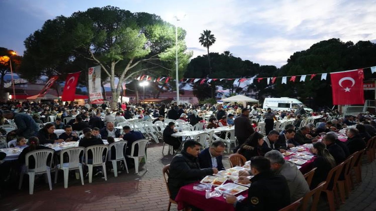 Kuyucak Beleidyesi 18 Mart Iftar (1)