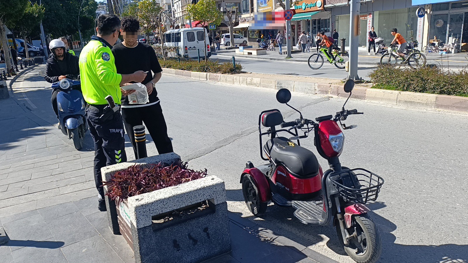 Savunması Pes Dedirtti Ehliyet Gerektirdiğini Bilmiyordum (1)