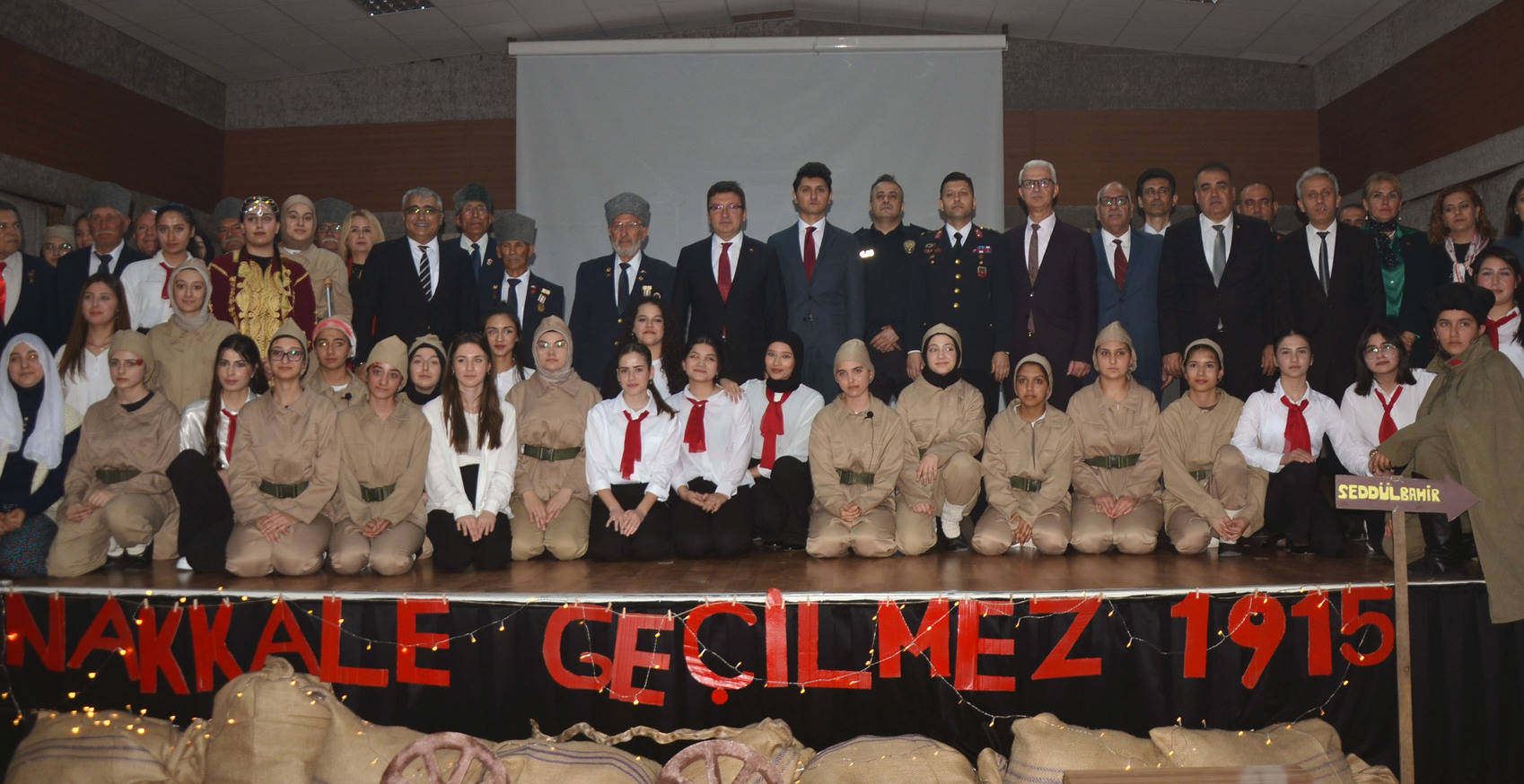 Serik'te Çanakkale Zaferi Kutlandı, Şehitler Anıldı