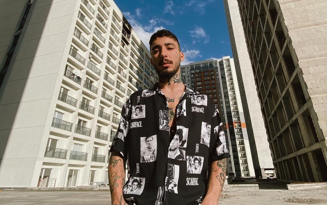 Uzi 1