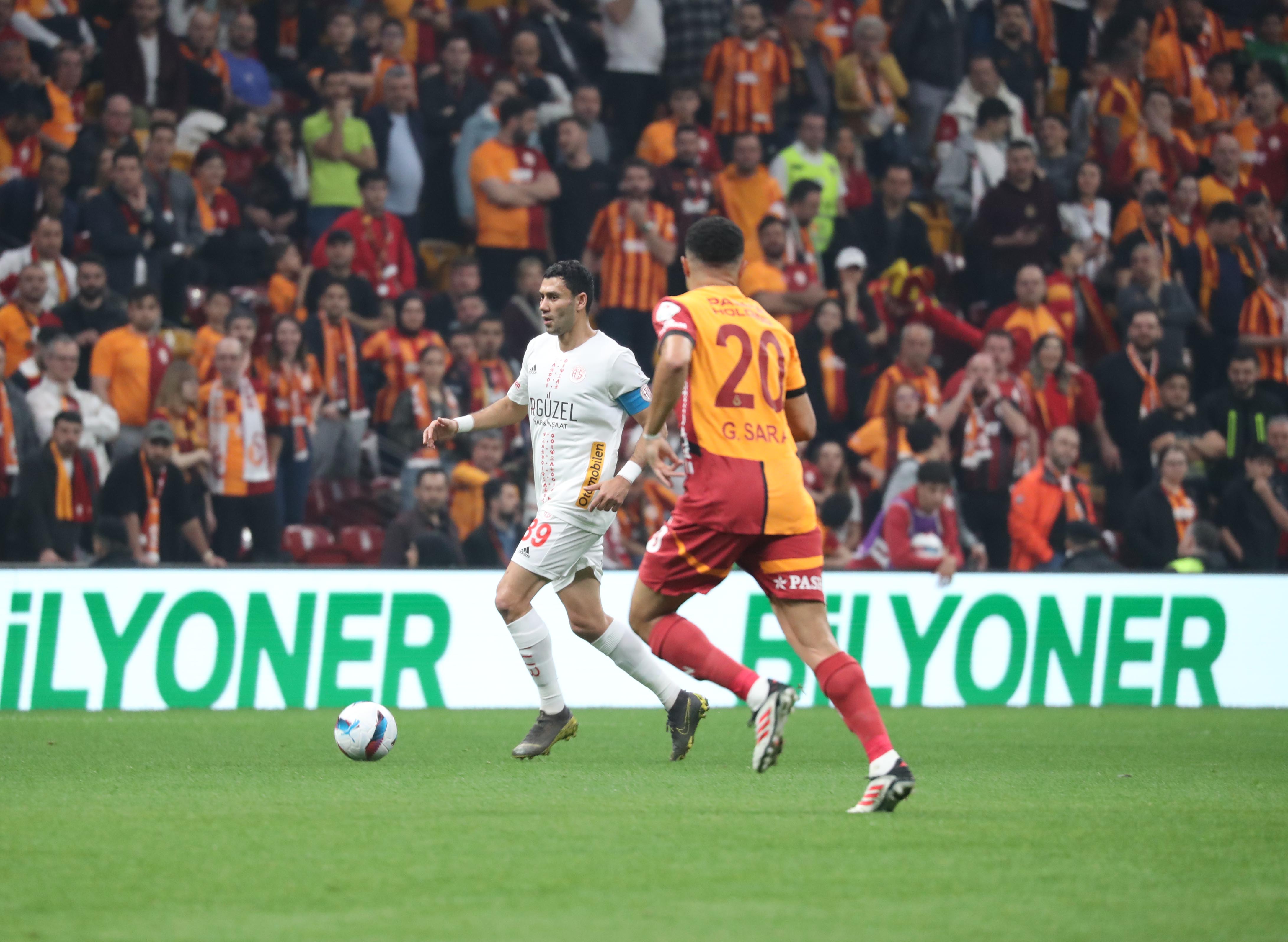 Veysel Sarı (22)