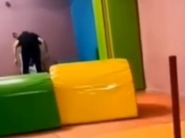Alanya'da Özel Spor Salonunda Otizmli Çocuğa Şiddet Iddiası (2)