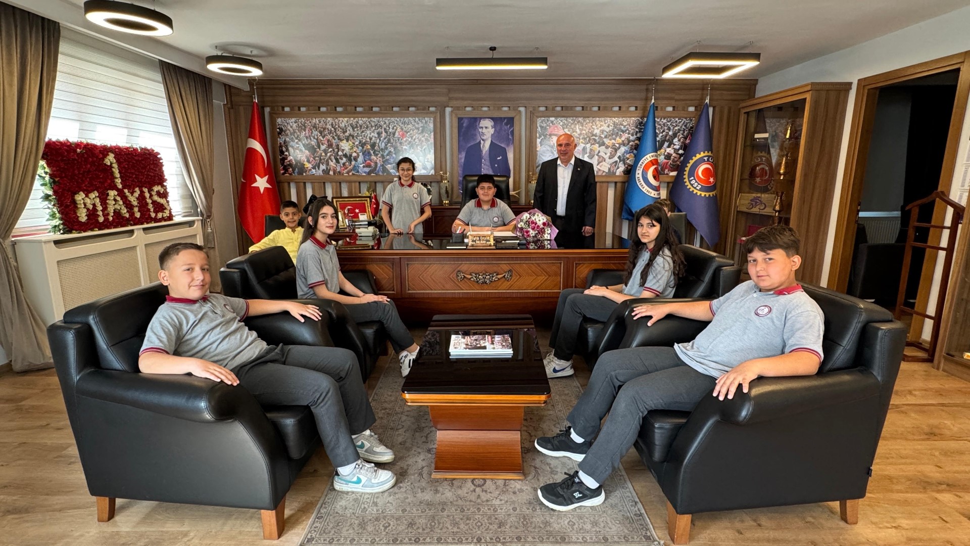 Tes İş Yatağan Şube Başkanı Erçelik; “Bu Bayramda Çocukları Üzmeyin” (2) (Large)