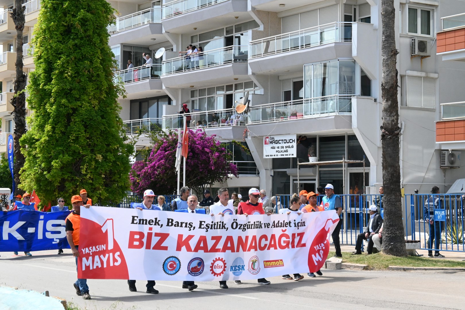 1 Mayıs 2025 (1)