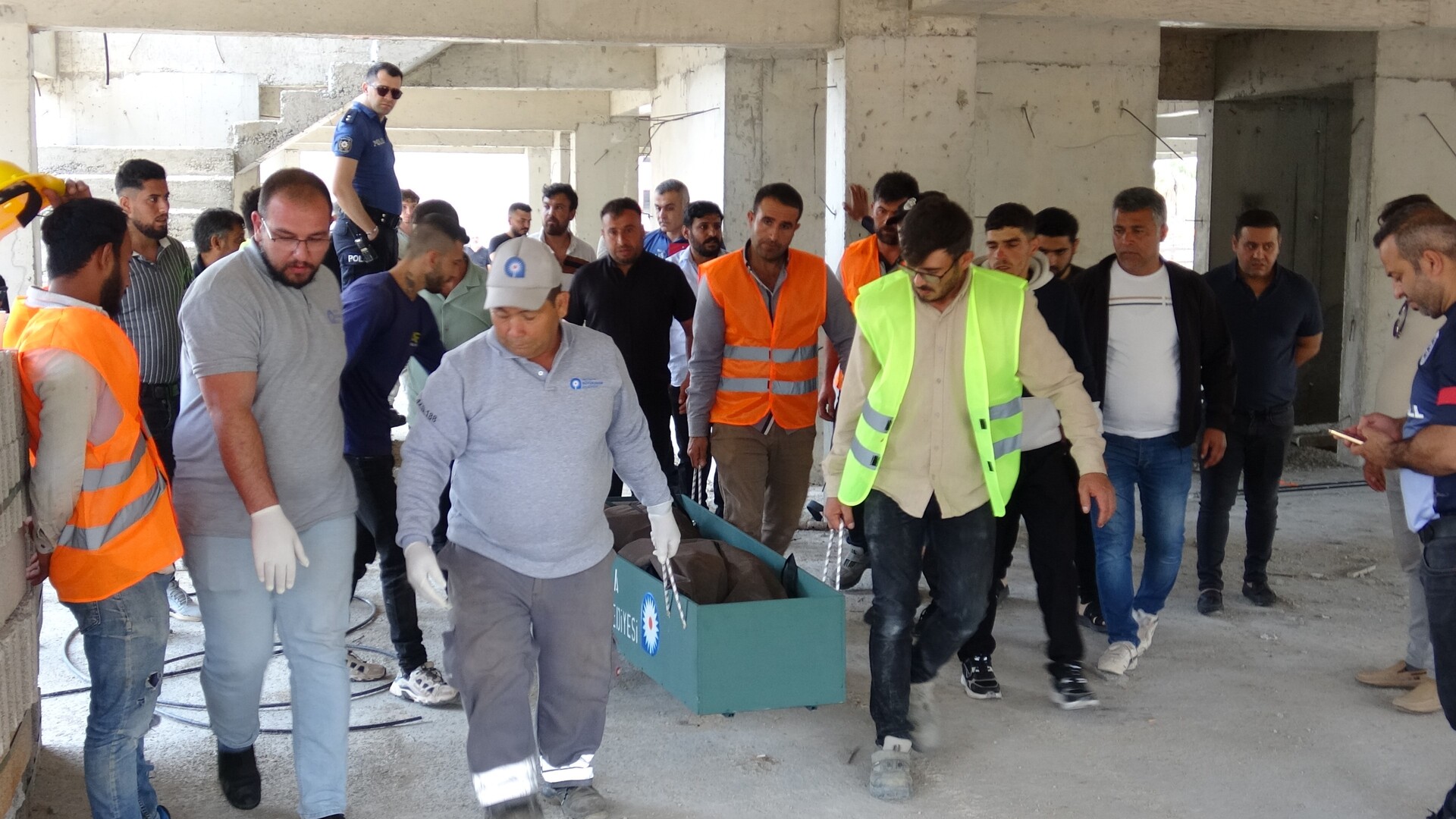 2 Ay Önce Nişanlanan Inşaat Işçisi Ilk Iş Gününde Hayatını Kaybetti (2)