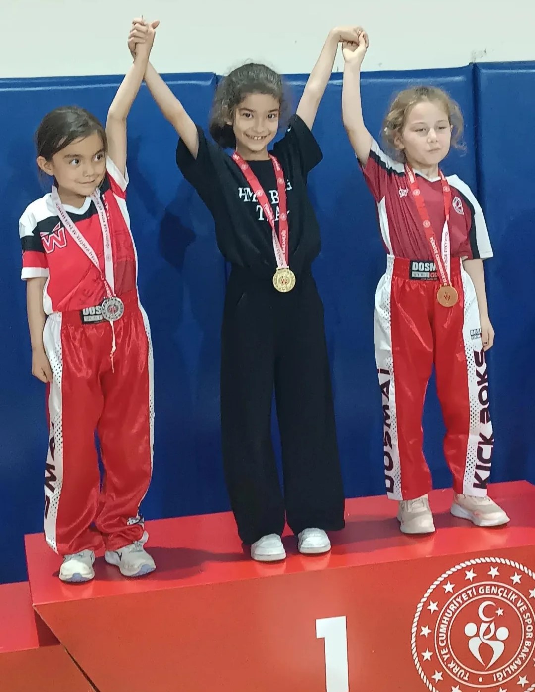 30 Madalya Kazanan Hmk Antalya Şampiyonu Oldu (3)