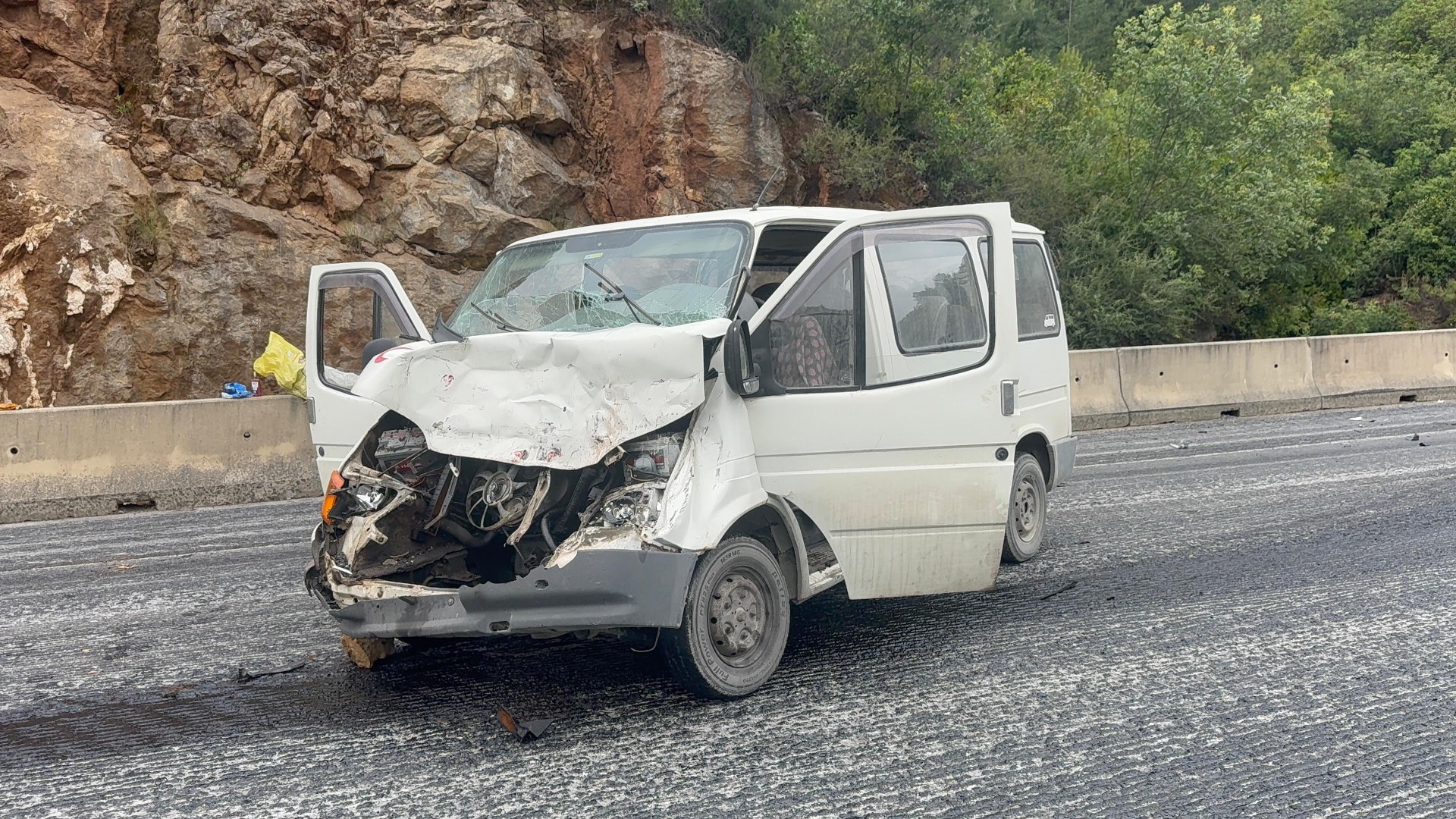 Akaryakıt Istasyonuna Daldı (4)