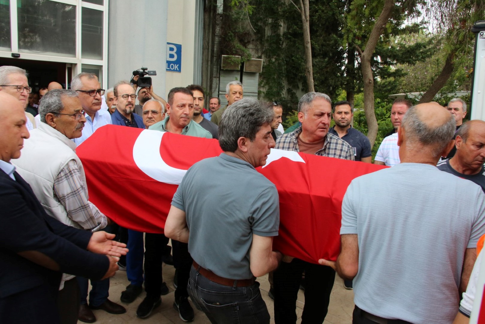 Akdeniz Üniversitesi Yasa Boğuldu (1) (Large)