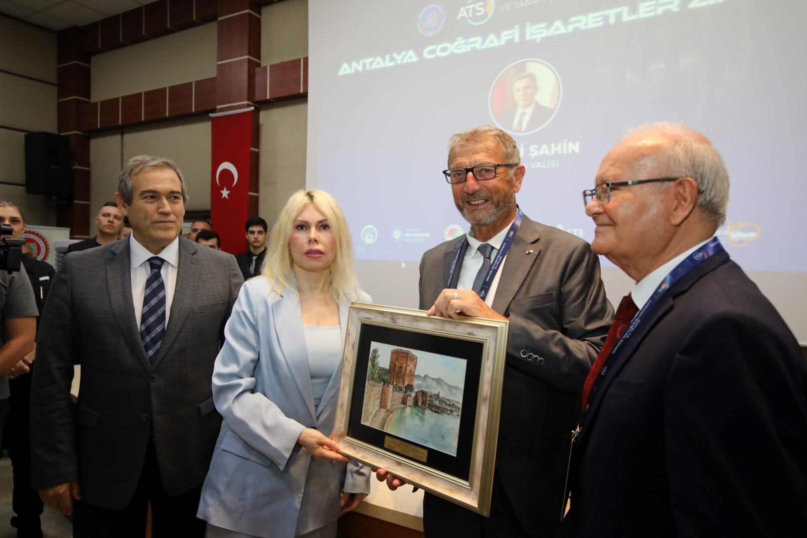 Akdeniz Üniversitesi’nin Yeni Yol Haritası Açıklandı (3) (Large)