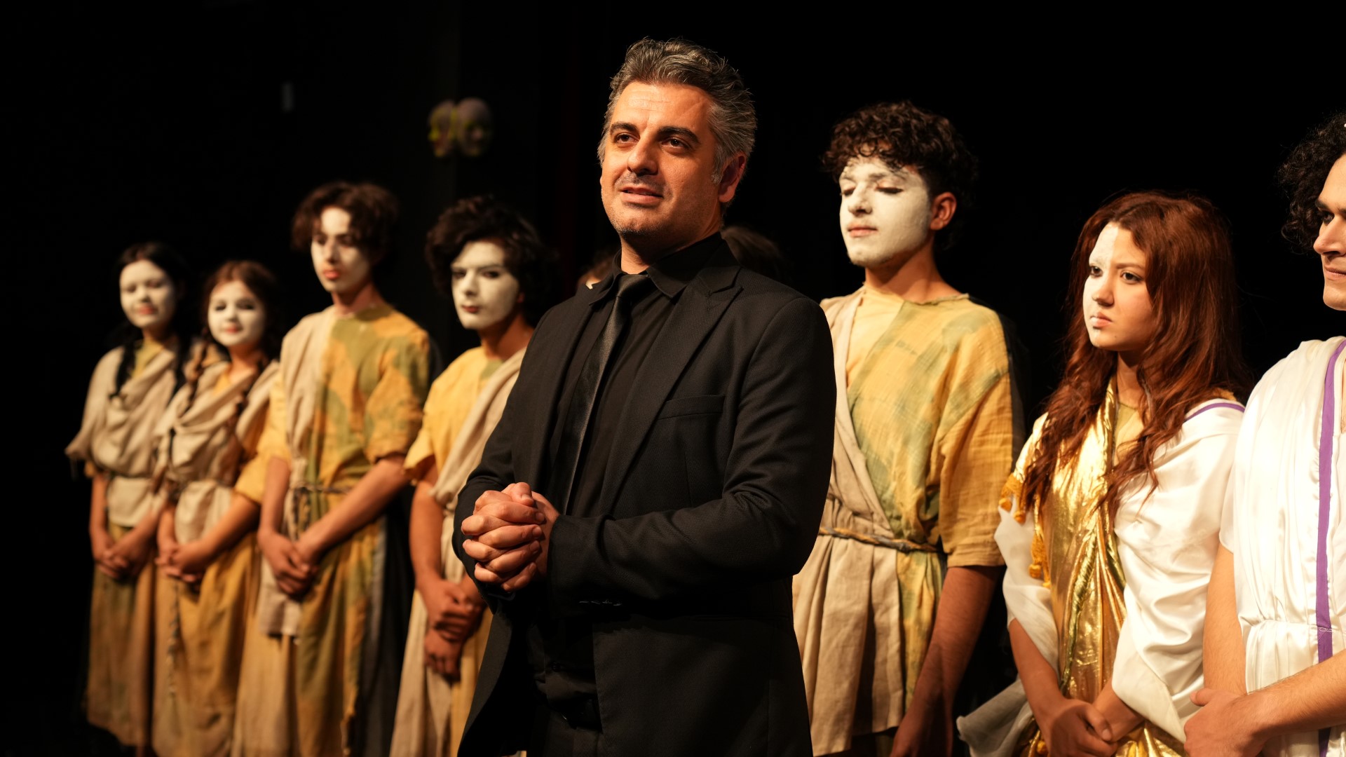 Alanya Belediyesi Liselerarası Tiyatro Festivali Coşkuyla Başladı (10) (Large)