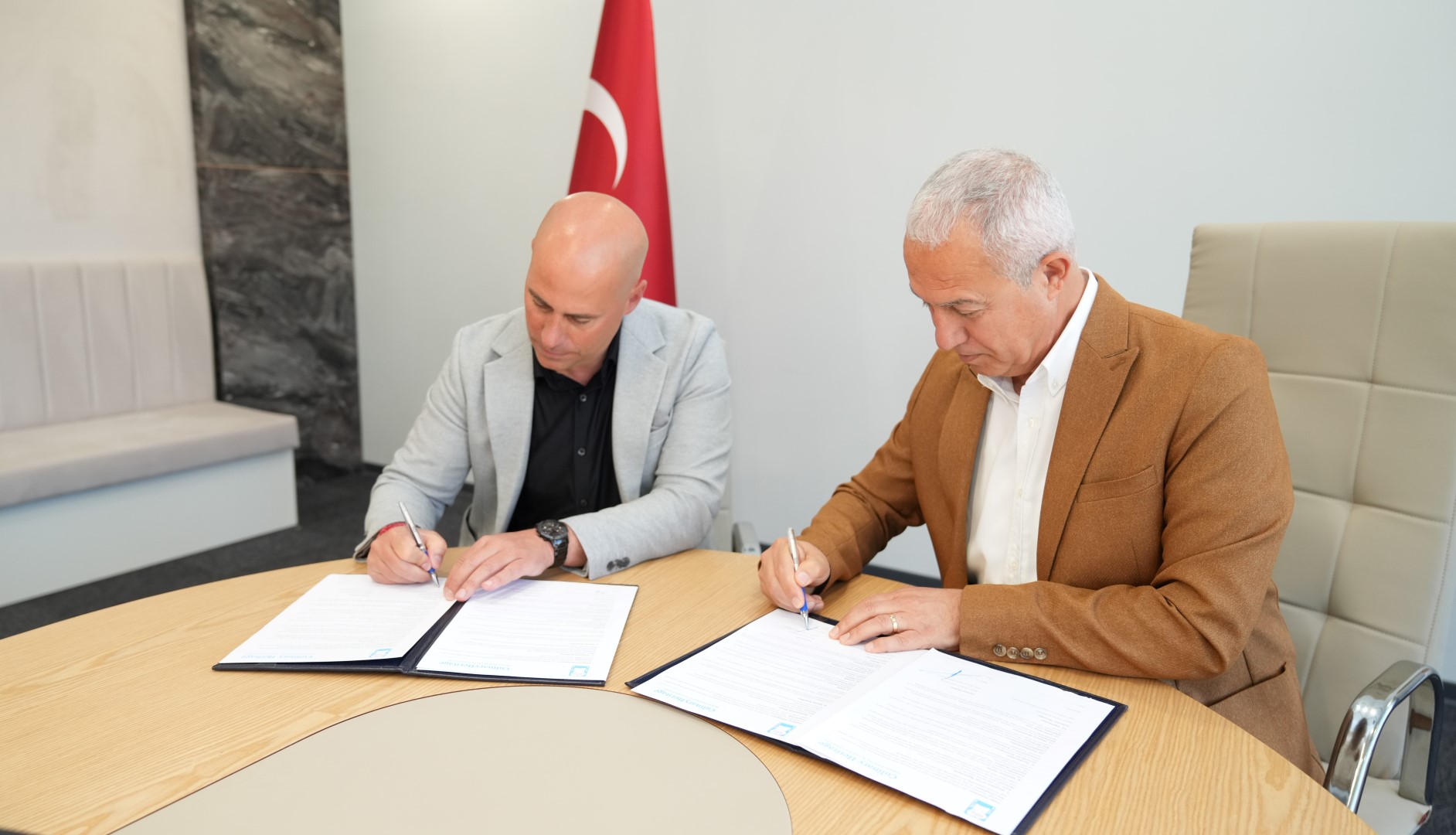 Alanya Belediyesi, Türkiye’nin Ilk Lisanslı Culinary Heritage Bölgesi Için Imzaları Attı (3) (Large)