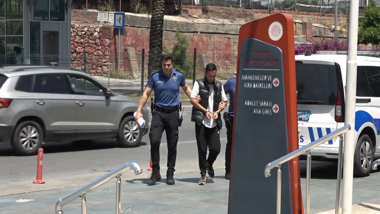 Alanyada 4 Kez Yangin Cikaran Sahis Tutuklandi (2)