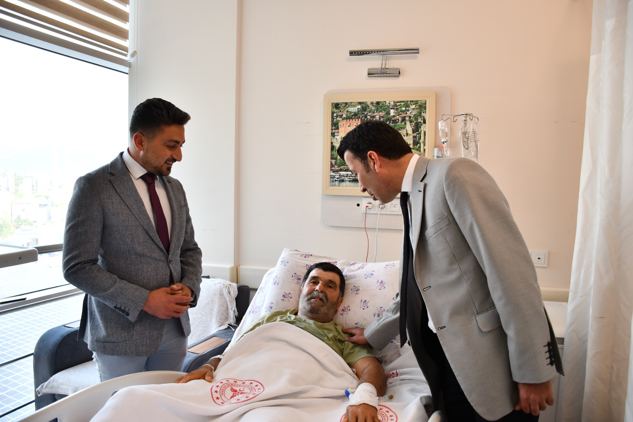 Alanya’da Mikro Cerrahi Yöntemle Doku Nakli Yapıldı (1)