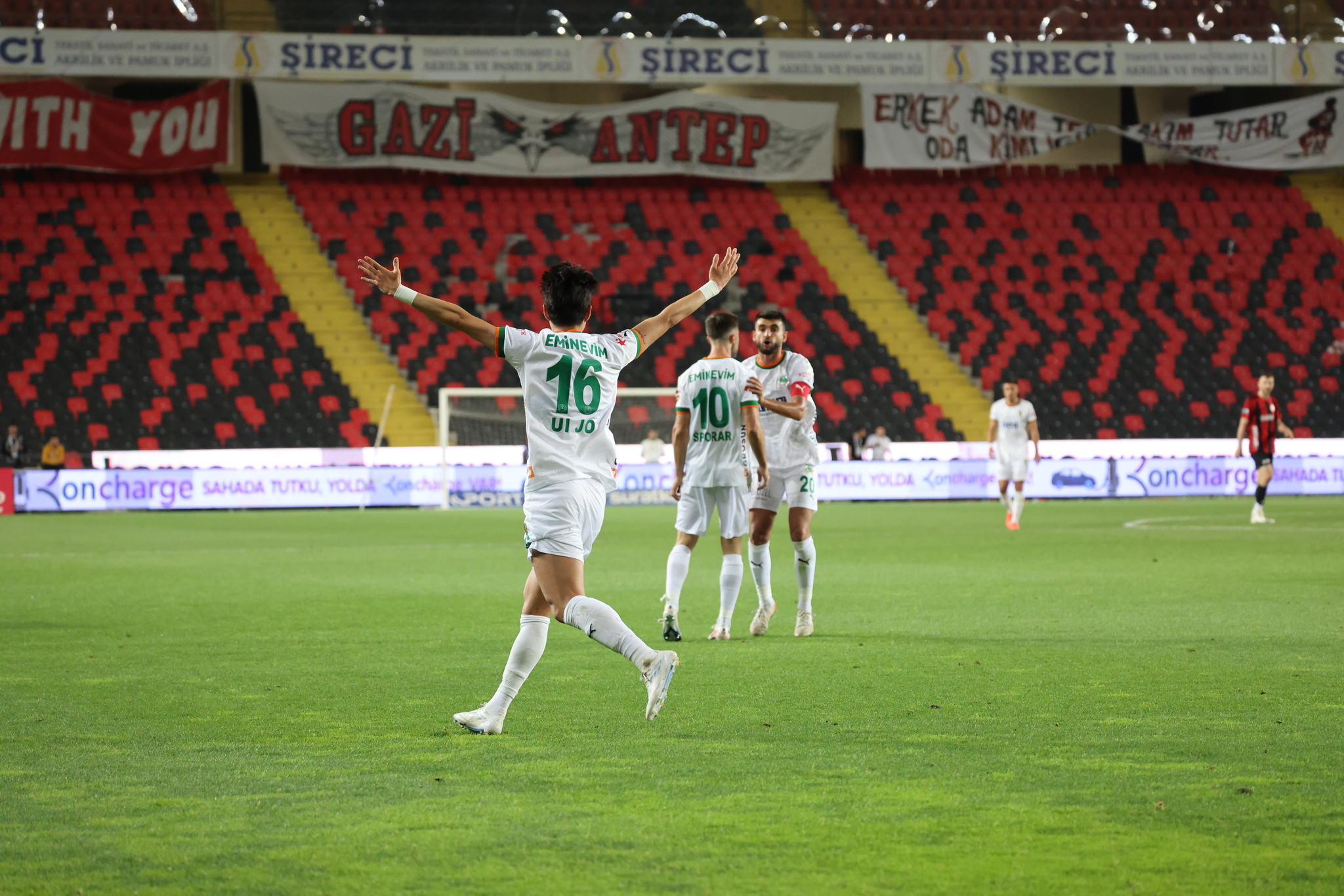 Alanyaspor (1)-16