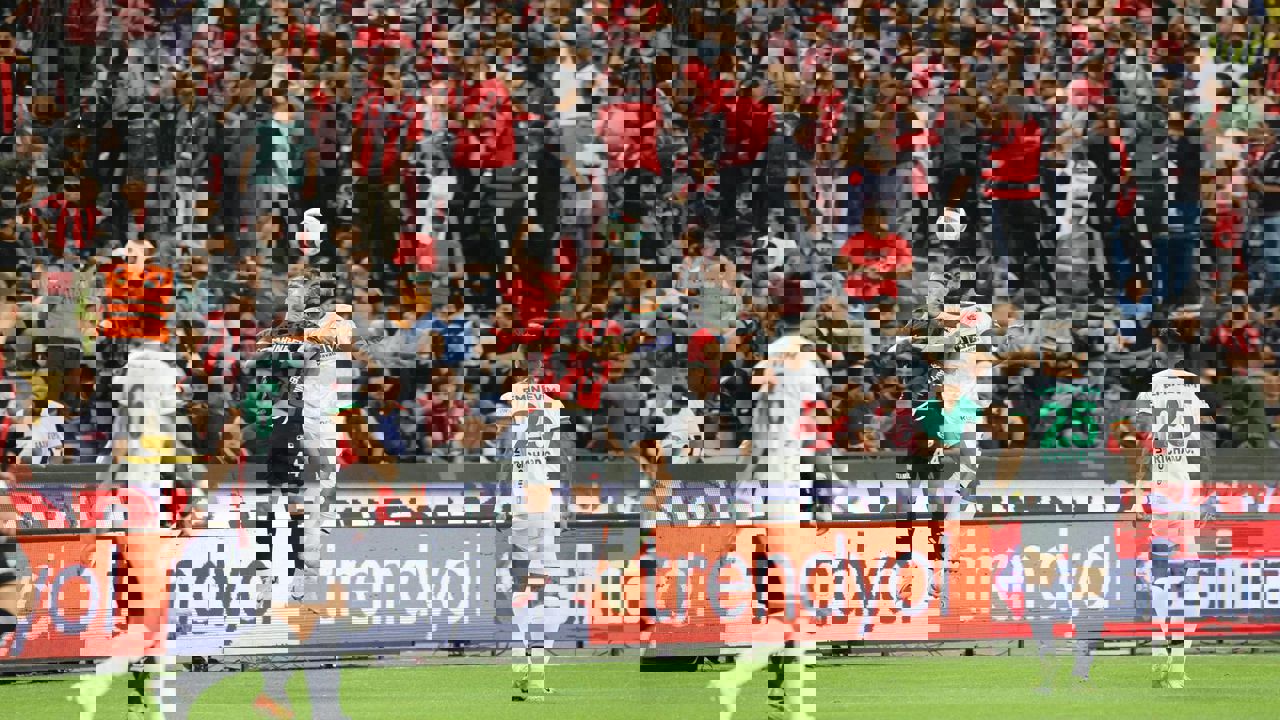 Alanyaspor (3)-11