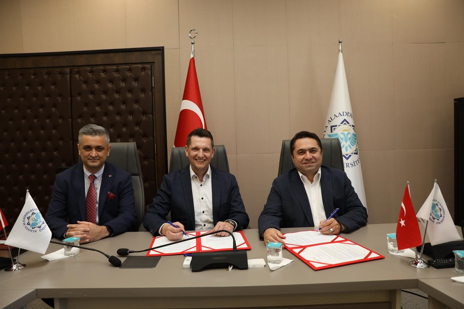 Alkü, Uluslararası Iş Birliklerini Genişletiyor (5)