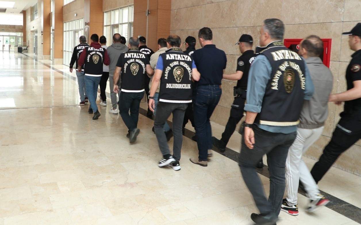 Antalya’da Yüzlerce Kişi Hayatının Şokunu Yaşadı (3)