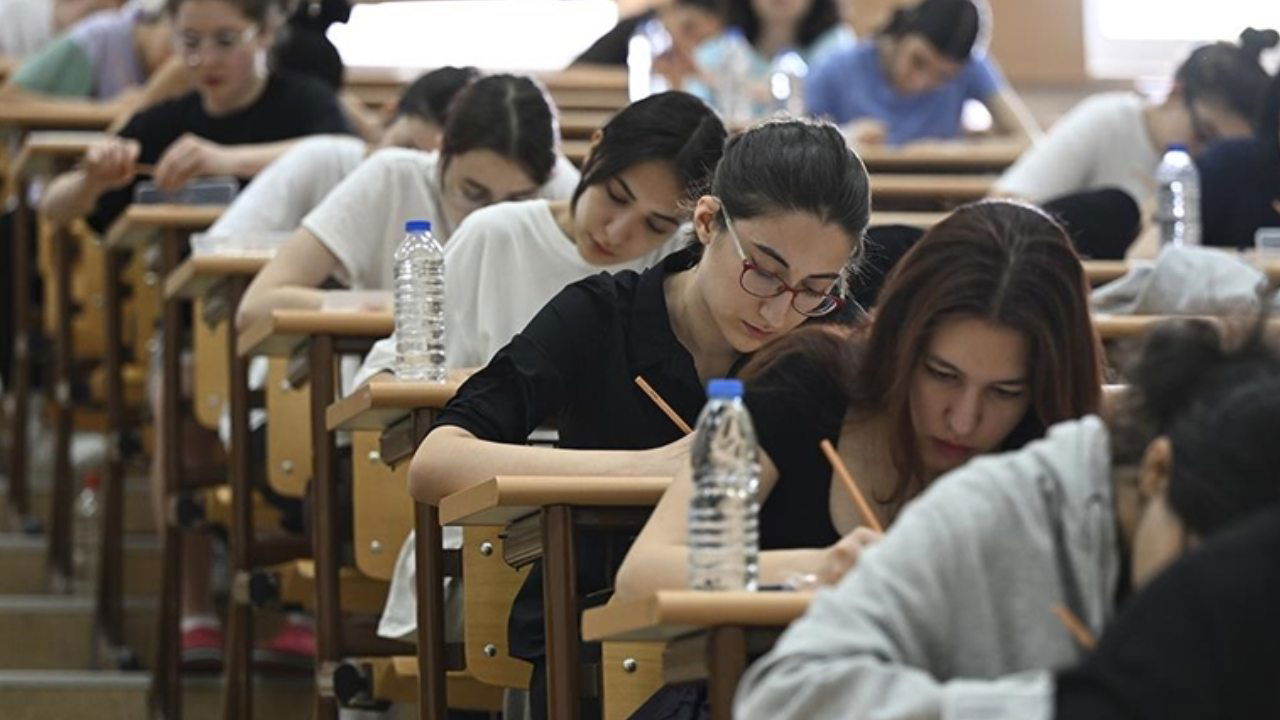 Antalya’dan Sınav Çıkışı; ‘Üniversite Sınavı Kalkmalı’ (2)