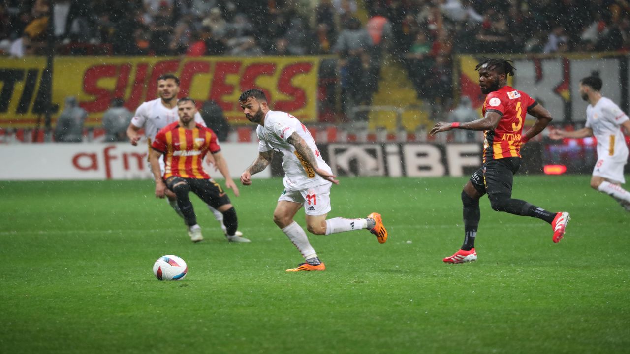 Antalyaspor Kayserispor Maci (5)