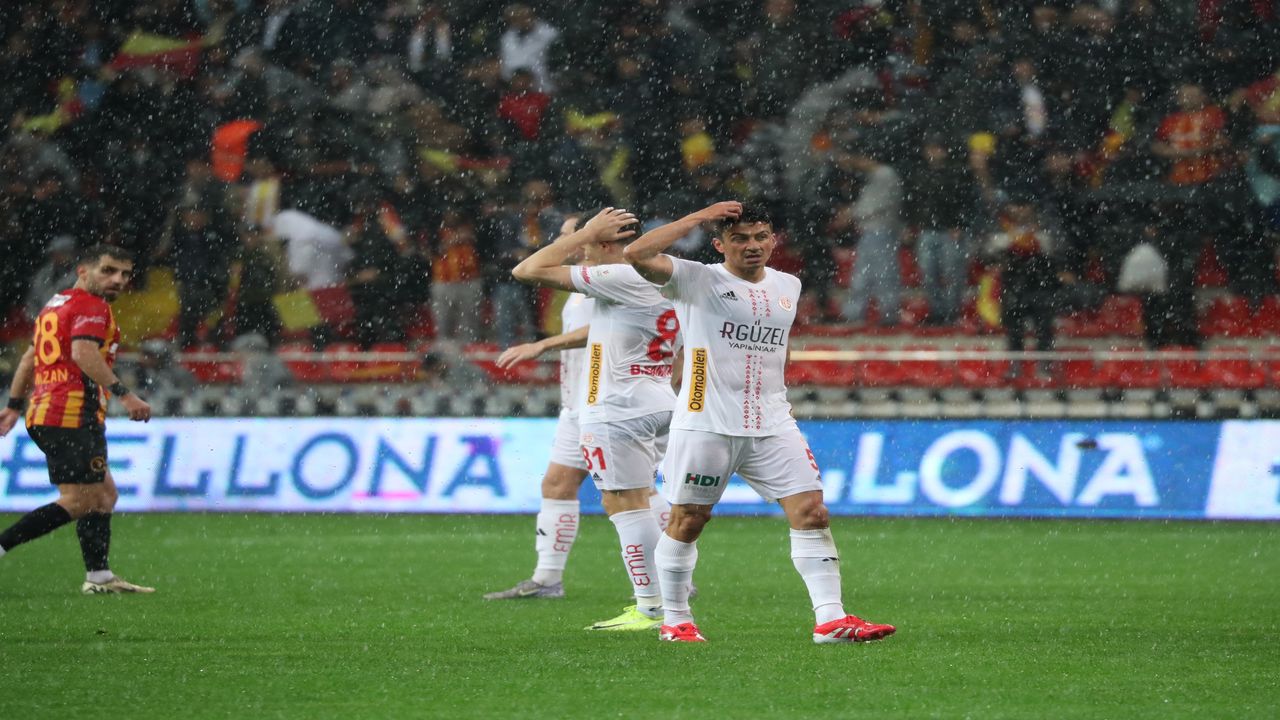 Antalyaspor Kayserispor Maci (7)