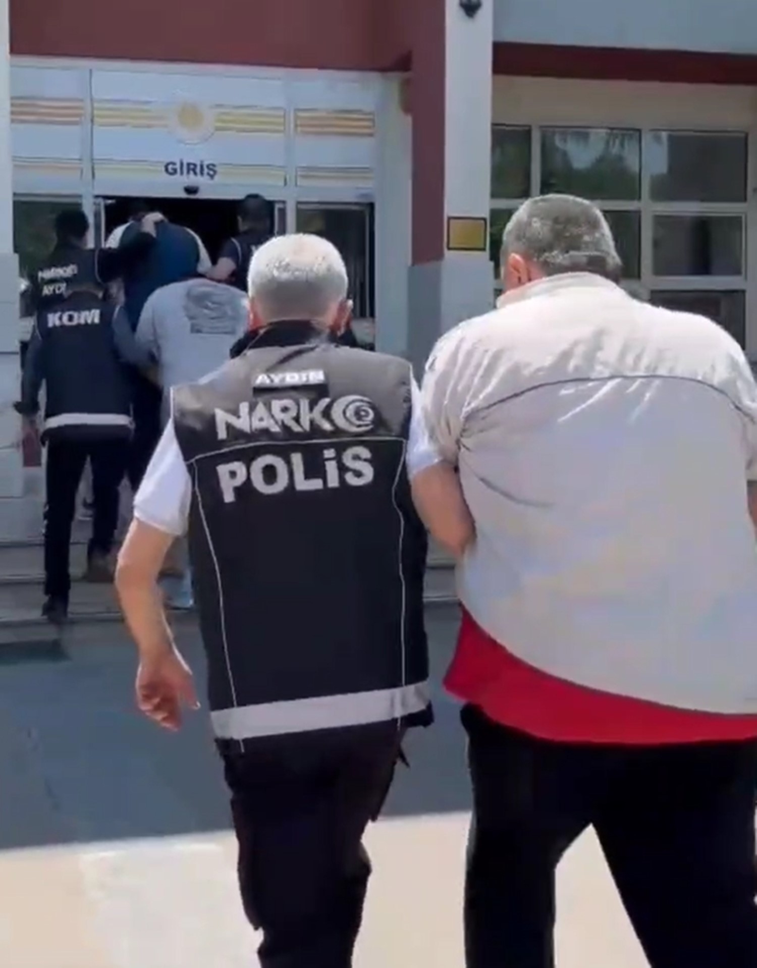 Baba Ve 3 Ogluna Operasyon (3)