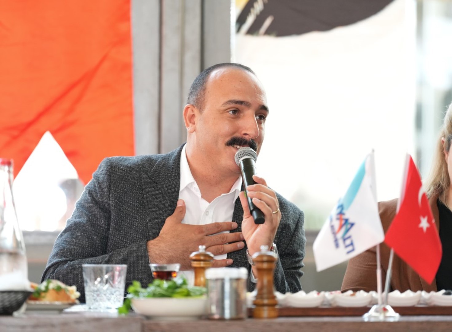 Başkan Kotan Konyaaltı Esnafıyla Buluştu (3) (Large)